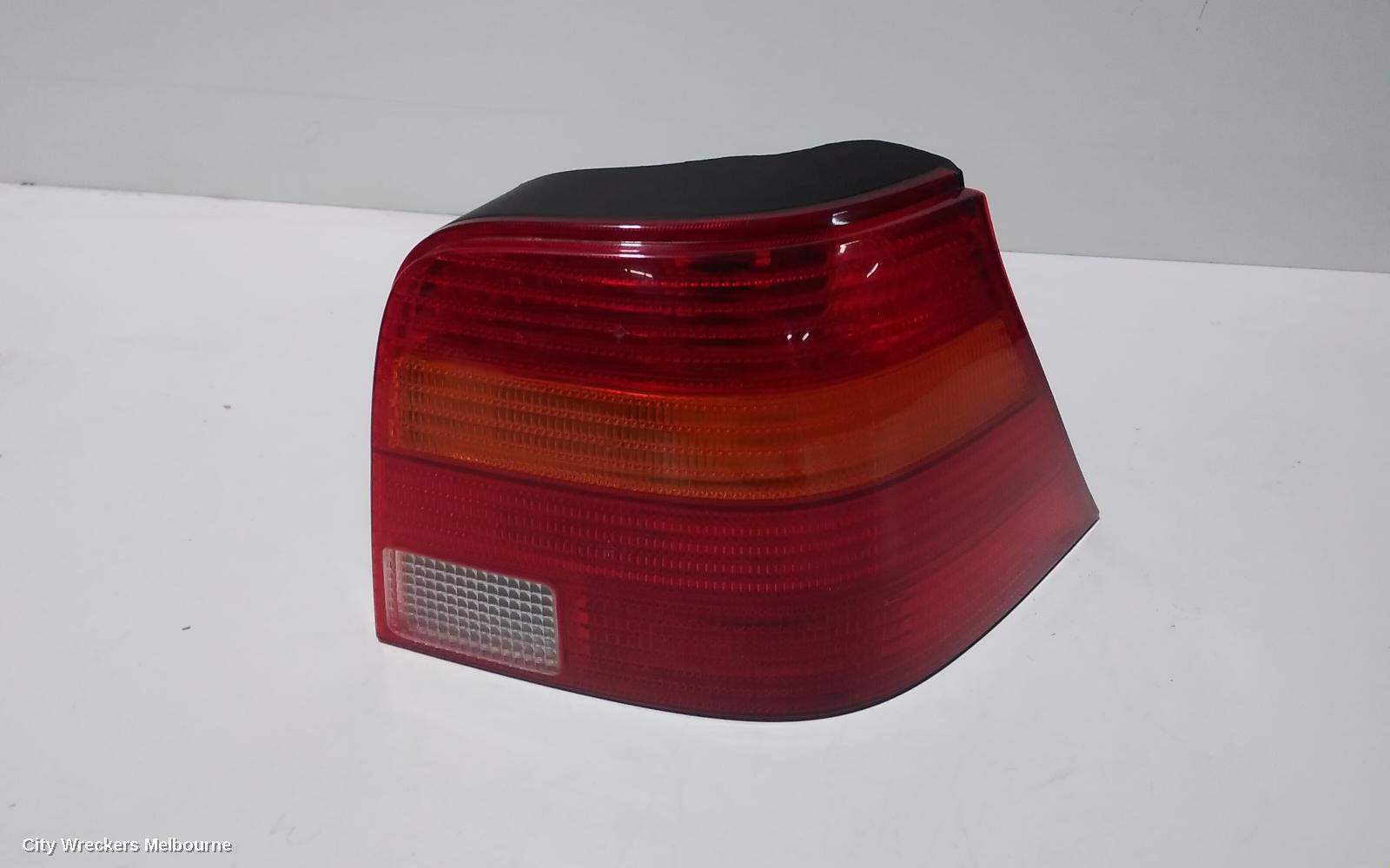 VOLKSWAGEN GOLF RIGHT TAILLIGHT, GEN 4, HATCH, GLE TYPE, 09/1998 - 06/2004 - Image 1