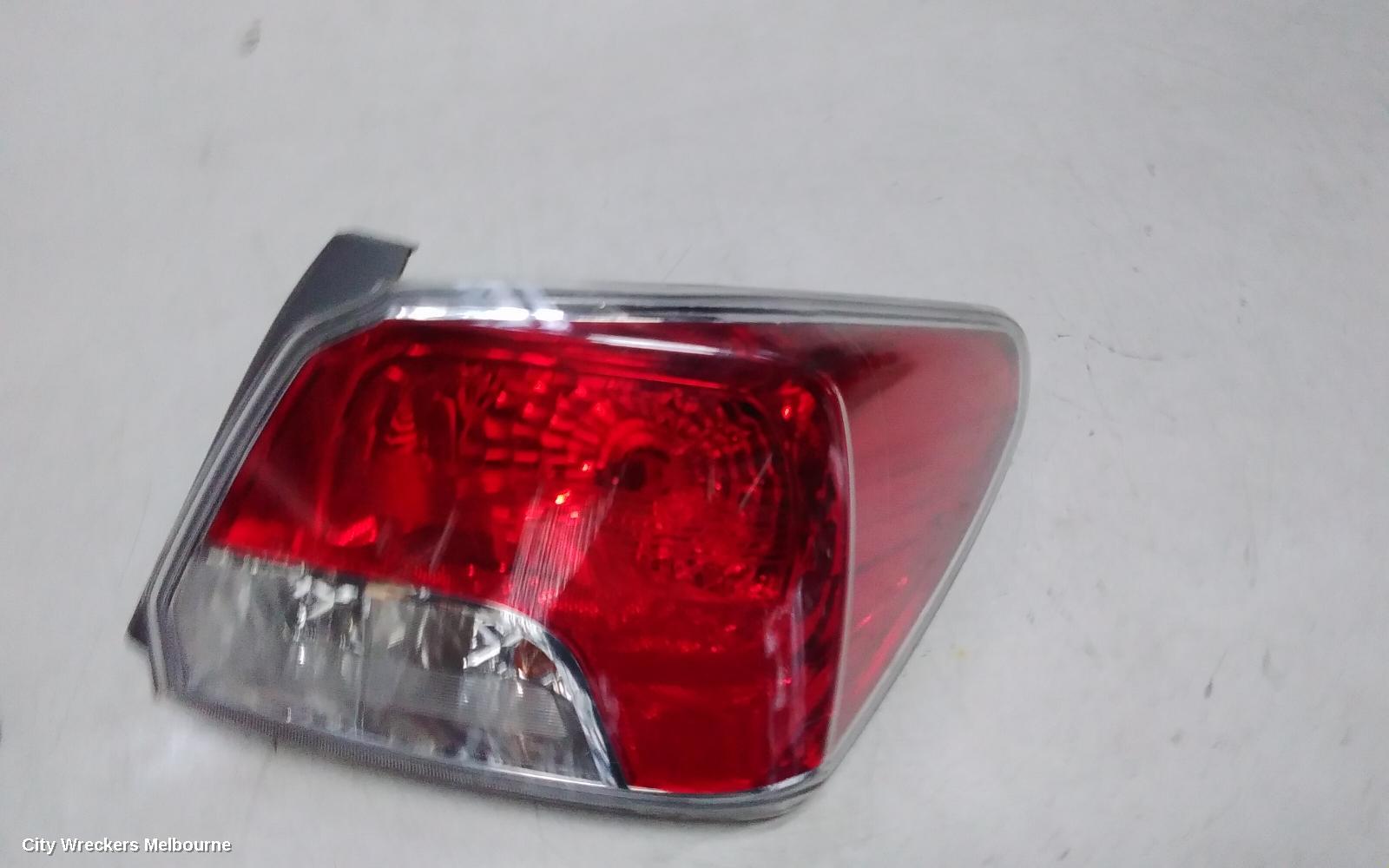 SUBARU IMPREZA RIGHT TAILLIGHT, G4, SEDAN, IN BODY, 12/2011 - 08/2017 - Image 3