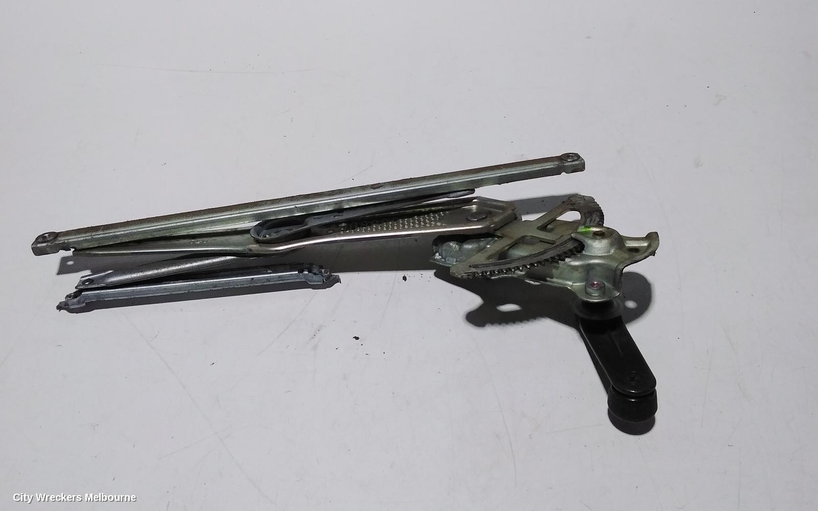 TOYOTA COROLLA RIGHT FRONT WINDOW REG/MOTOR, ZZE122, MANUAL, 12/2001 - 06/2007 - Image 2