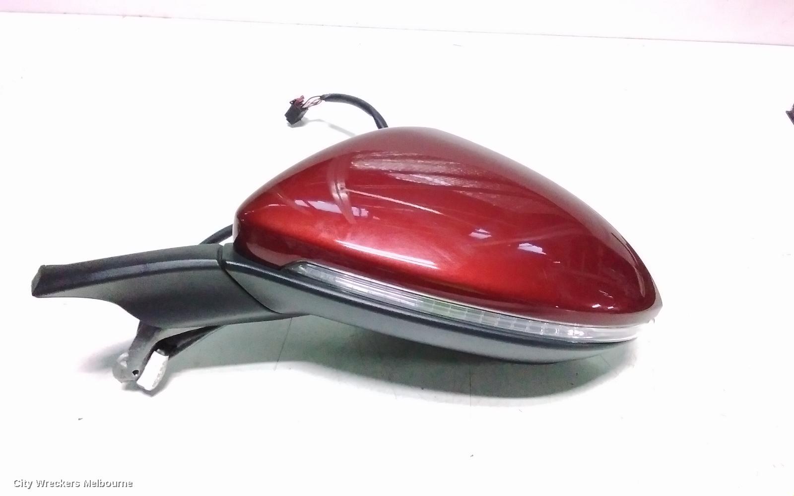 VOLKSWAGEN GOLF LEFT DOOR MIRROR, GEN 7, COLOUR CODED, MANUAL FOLD, NON MEMORY, HEATED, NON LANE CHANGE ASSIST TYPE (6XN/7Y0), 04/2017 - 08/2020 - Image 2