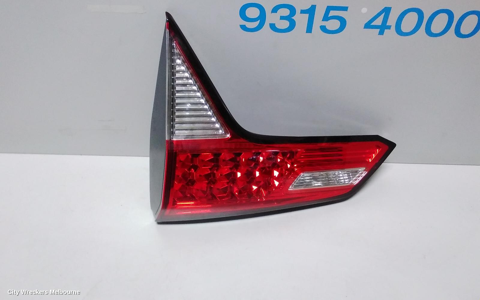 HONDA HRV REAR GARNISH, TAILGATE LAMP (RH SIDE), RU5, VTI, LED, NON OPTICAL GUIDE TYPE, 12/2014 - 06/2018 - Image 2