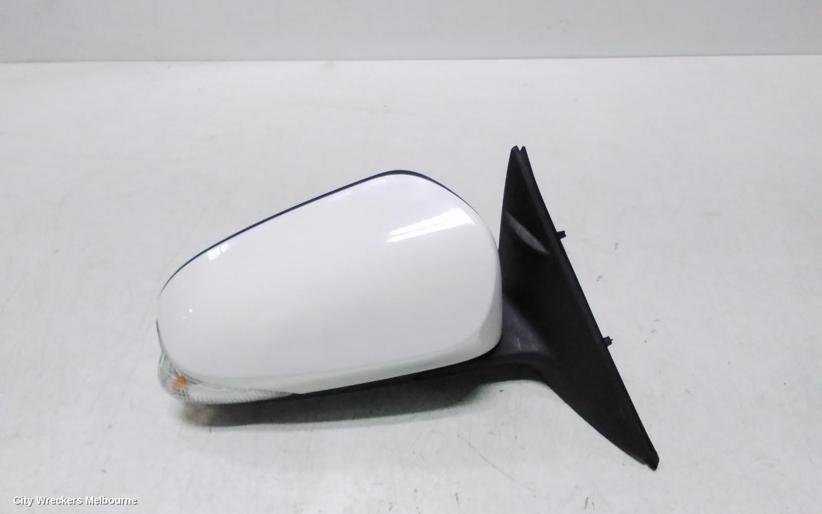 TOYOTA CAMRY RIGHT DOOR MIRROR, ASV50/AVV50, ALTISE/ATARA R/S/SX/HYBRID H/RZ, NON BLIND SPOT MONITOR TYPE, 12/2011 - 03/2015 - Image 1
