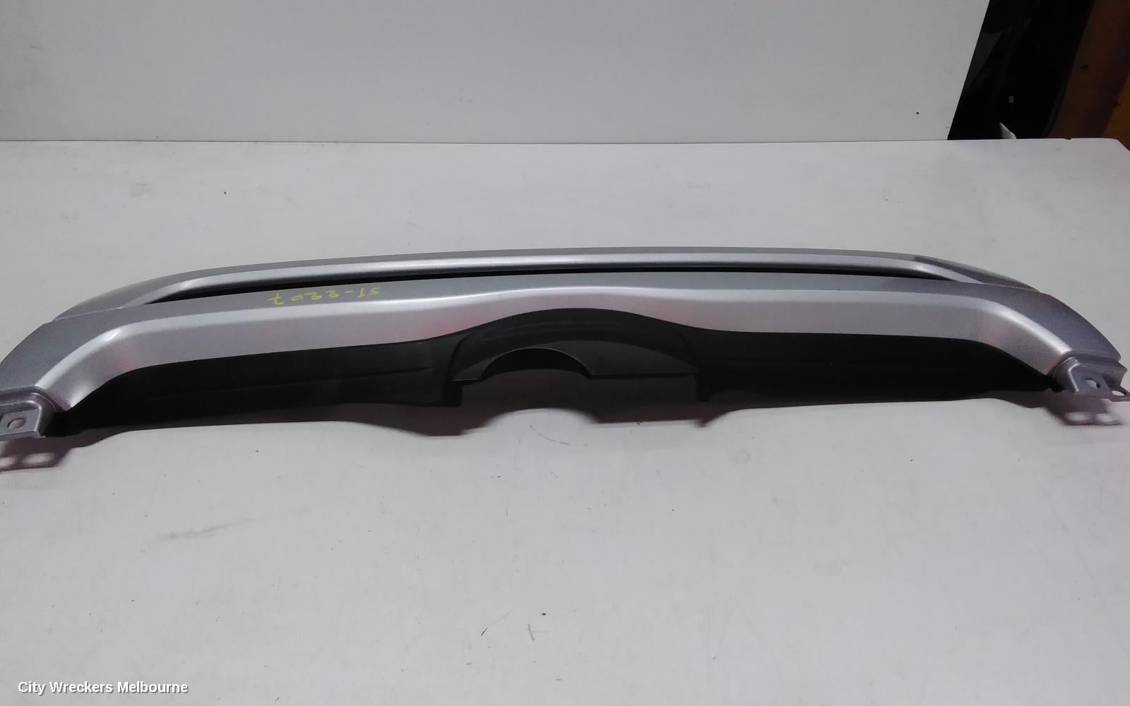 TOYOTA HIACE GRILLE, RADIATOR GRILLE, TRH/KDH, LWB/SWB TYPE, 10/2007 - 08/2010 - Image 2