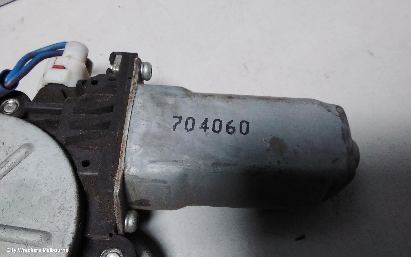 SUBARU IMPREZA RF WINDOW REGULATOR - Image 3
