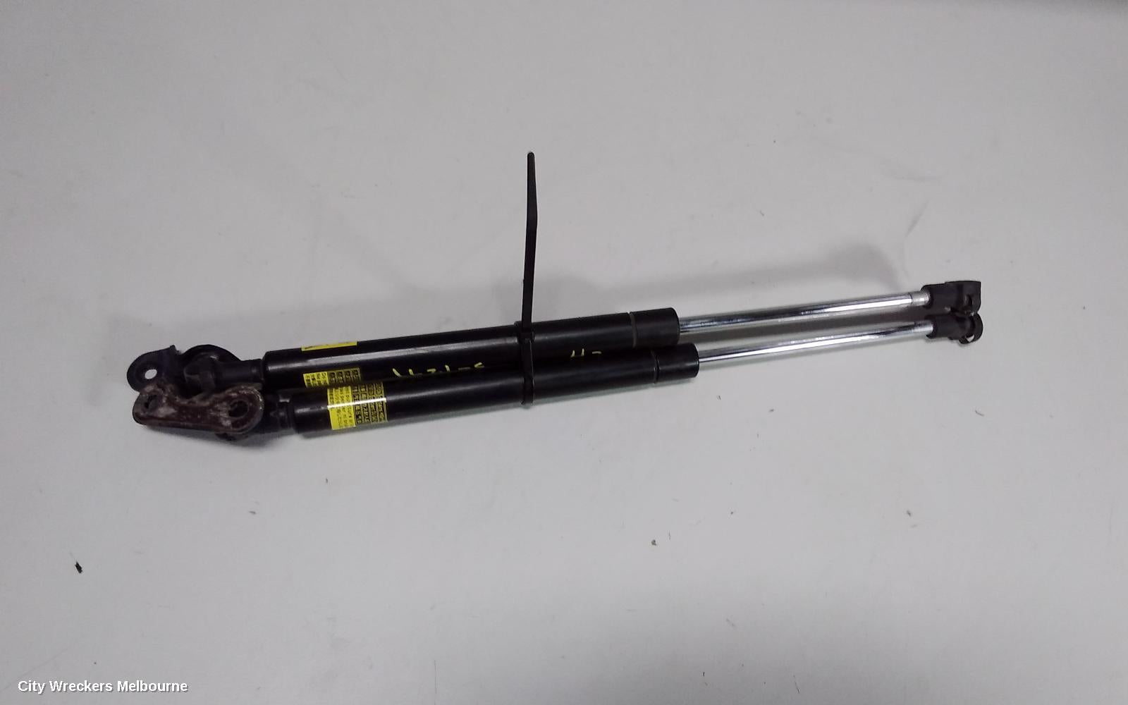 TOYOTA COROLLA HATCH STRUT, ZRE182R 10/2012 - 06/2018 - Image 1