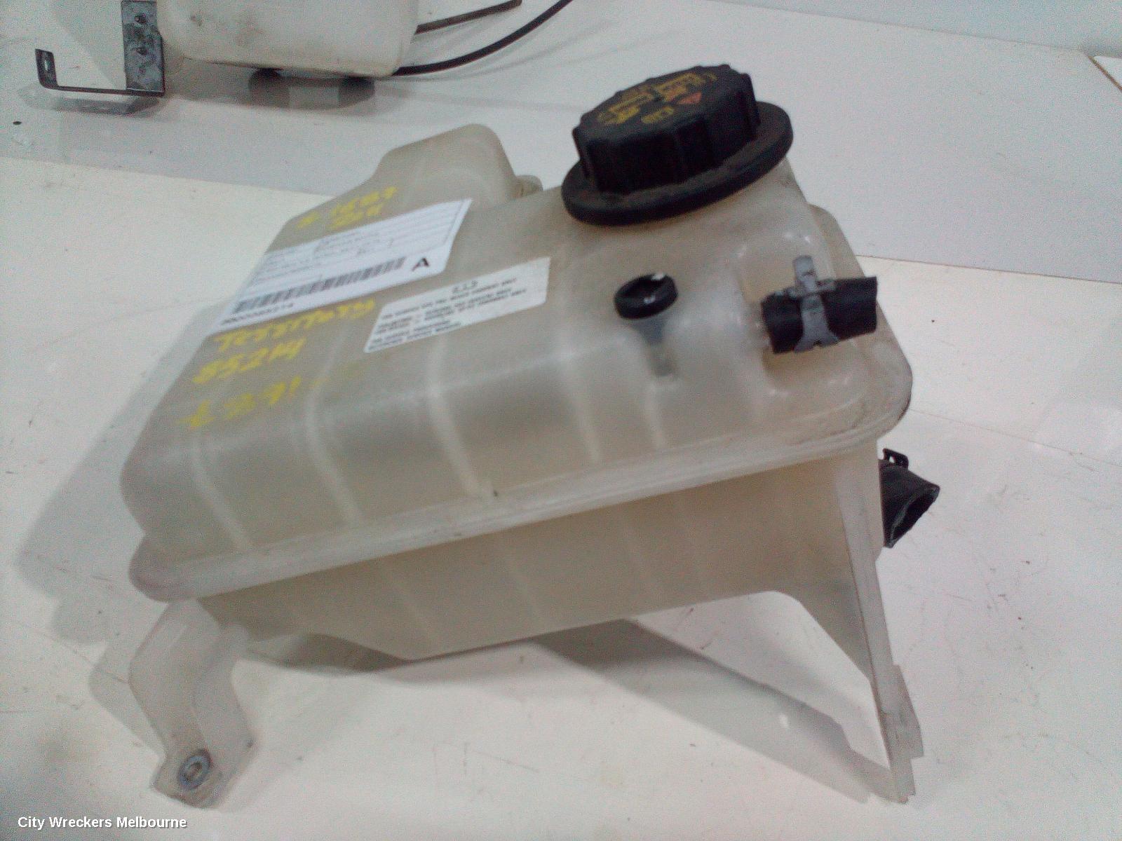 FORD TERRITORY OVERFLOW BOTTLE, SZ MKI-MKII, 4.0, PETROL, 04/2011 - 12/2016 - Image 3