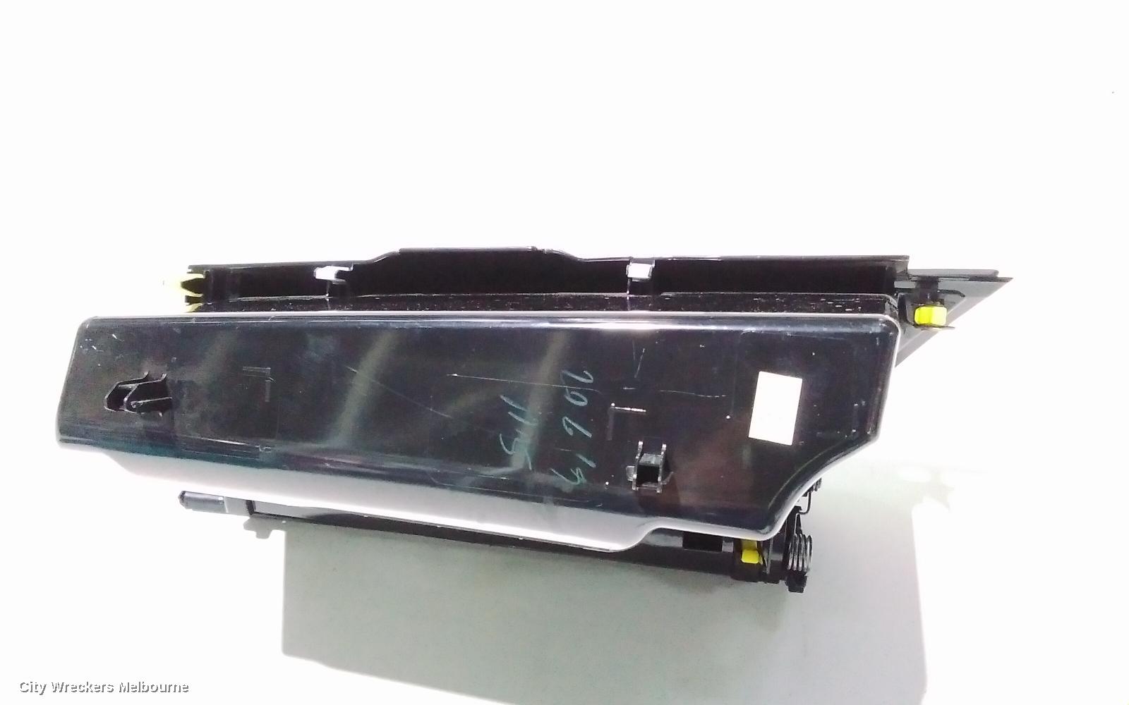 TOYOTA HILUX GLOVE BOX, UPPER, 09/2015 ONWARDS - Image 3