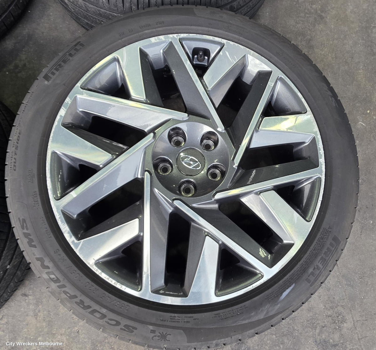 HYUNDAI SANTA FE WHEEL MAG, FACTORY, 20X8.5IN, MULTISPOKE, TM, 10/2020 - 10/2023 - Image 3
