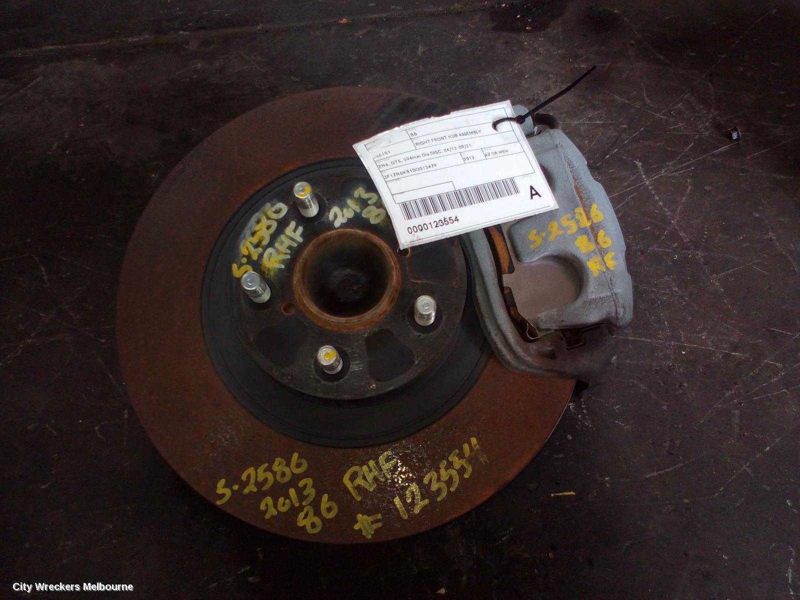 TOYOTA 86 RIGHT FRONT HUB ASSEMBLY, ZN6, GTS, 294MM DIA DISC, 04/2012 - 09/2021 - Image 2