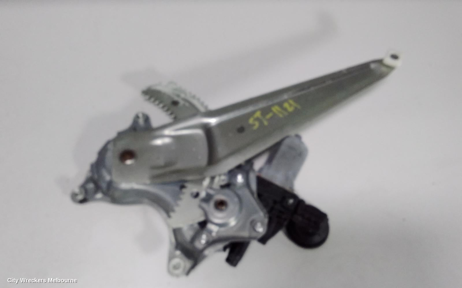 TOYOTA RAV4 LEFT REAR WND REG/MOTOR, XA40, 12/2012 - 11/2018 - Image 1