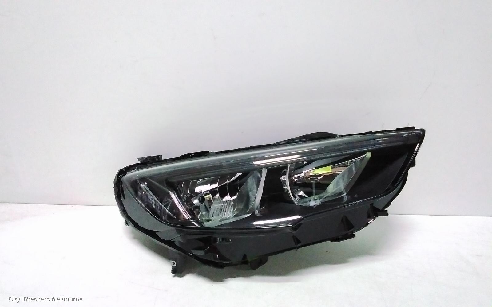 HOLDEN COMMODORE RIGHT HEADLAMP, ZB, HALOGEN TYPE, 10/2017 - 12/2020 - Image 1