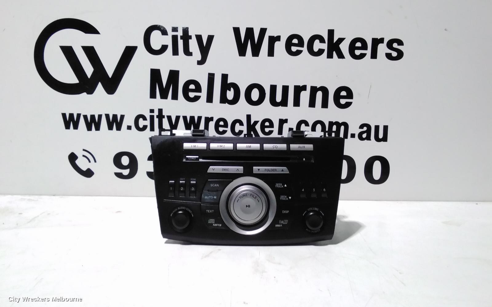 MAZDA 3 RADIO/CD/DVD/SAT/TV, SAT NAV, BL, 04/2009 - 10/2013 - Image 3