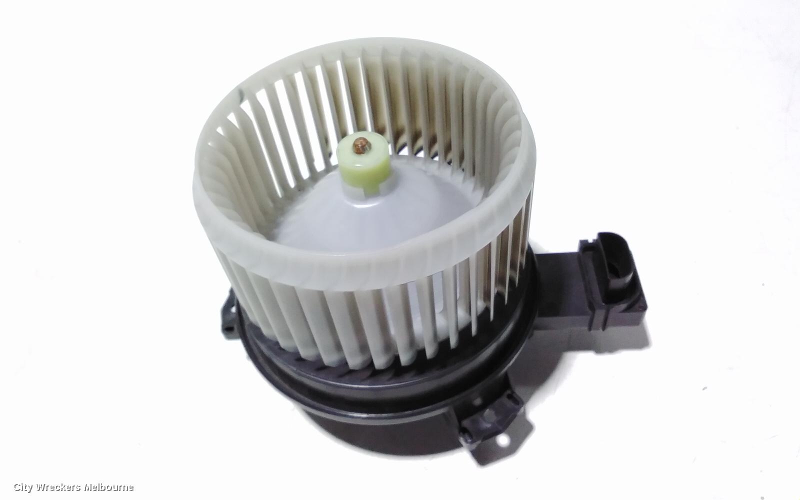 TOYOTA HIACE HEATER FAN MOTOR, 300 SERIES, 02/2019 ONWARDS - Image 3
