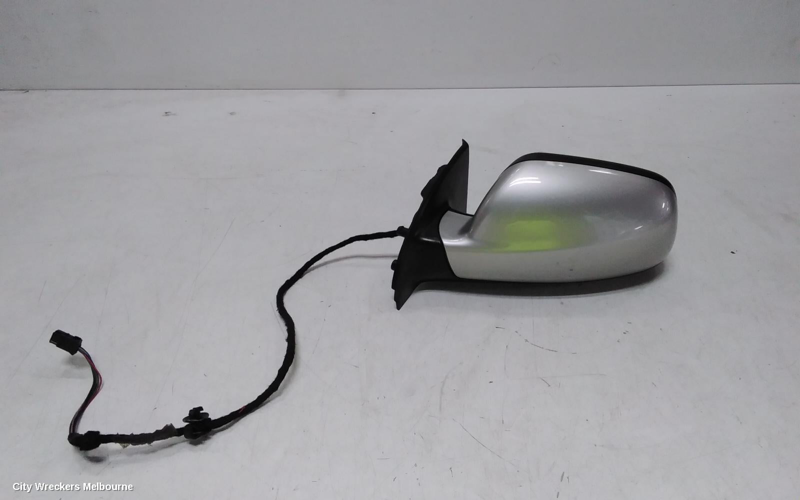 PEUGEOT 307 LEFT DOOR MIRROR, T5-T6, POWER, FOLDING (2 PLUG TYPE), 12/2001 - 12/2009 - Image 1