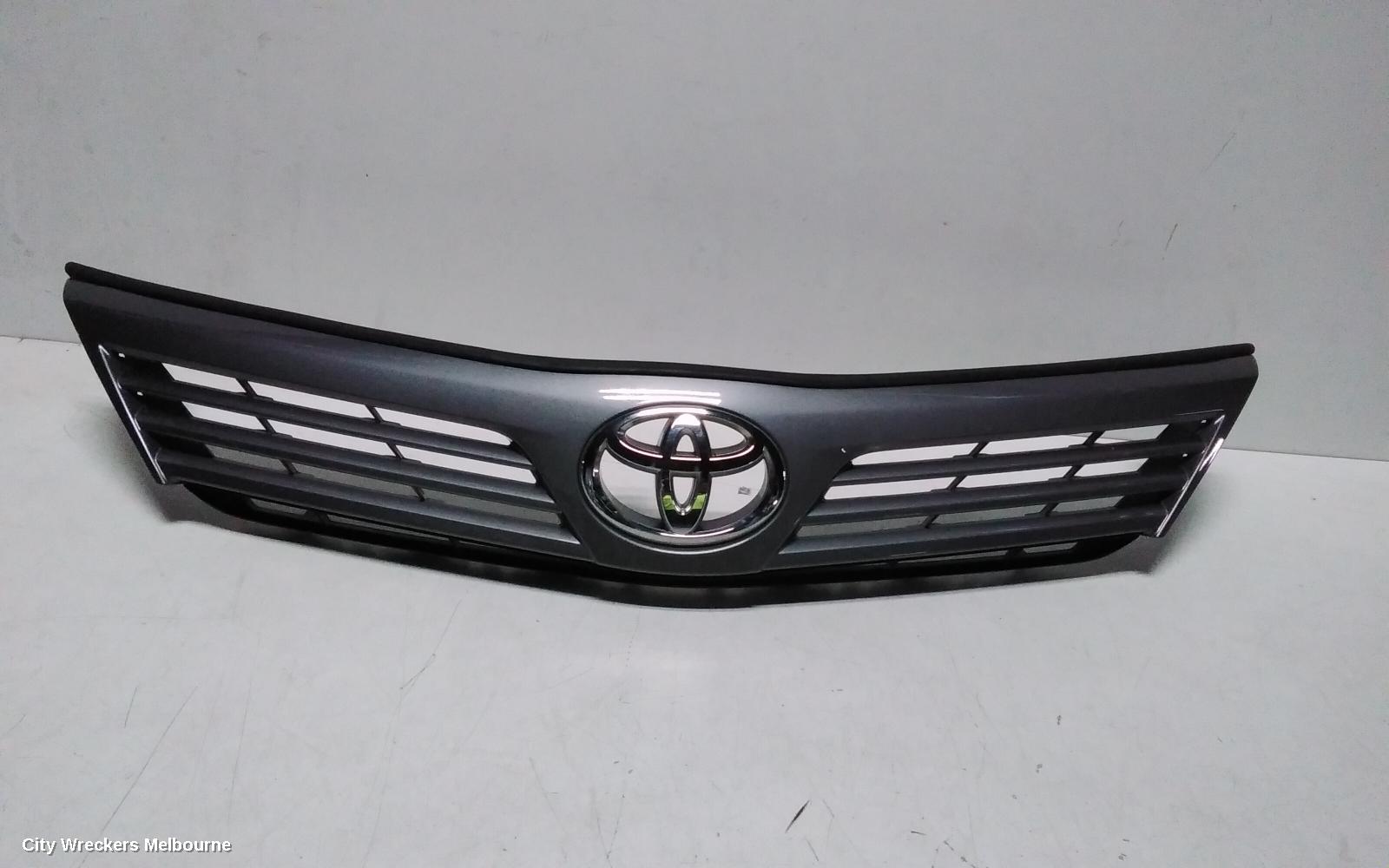 TOYOTA CAMRY GRILLE, RADIATOR GRILLE, ASV50, ALTISE, 3 LOUVRE TYPE, 11/2011 - 03/2015 - Image 2
