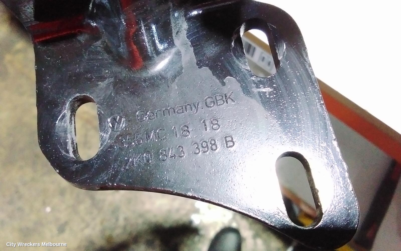 VOLKSWAGEN CADDY, 2KN, 12/2015 - 02/2021, RHR DOOR ROLER: 86182 - Image 2