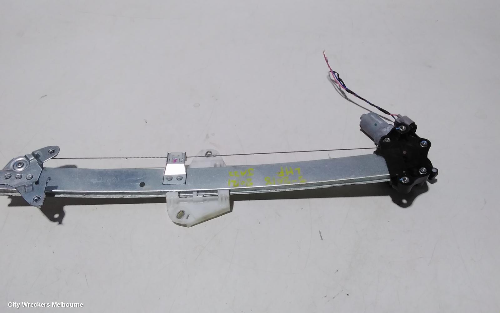 HONDA JAZZ LEFT FRONT WINDOW REG/MOTOR, GK/GF, 07/2014 - 12/2020 - Image 2