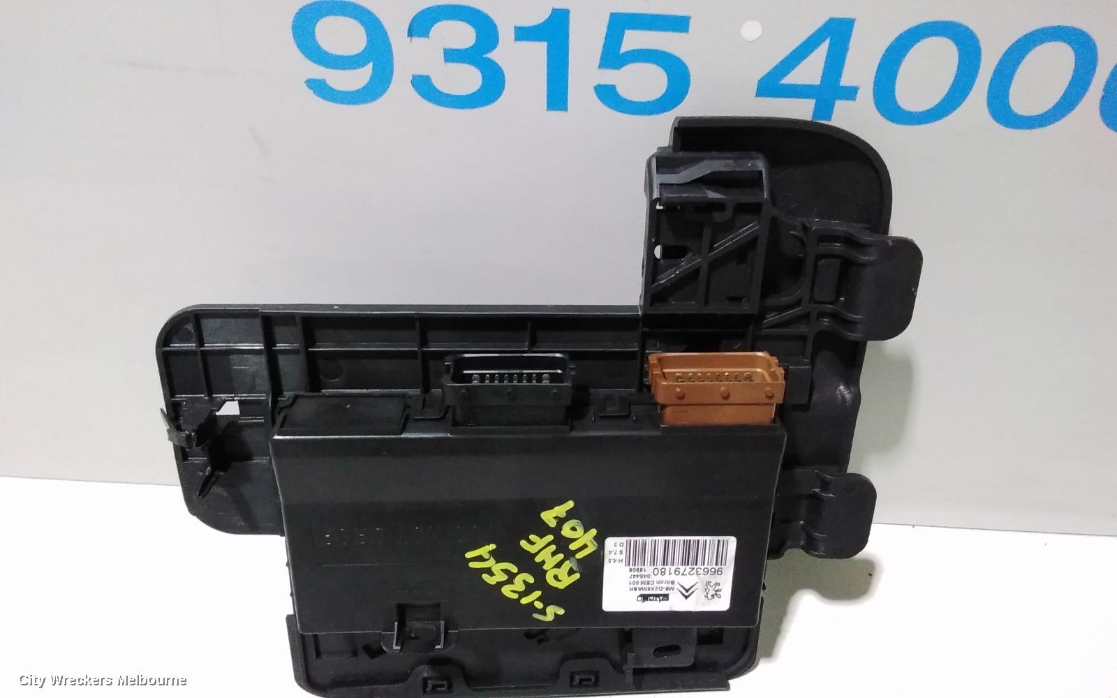 PEUGEOT 407, 09/2004 - 06/2011, 9663279180 RHF SEAT CONTROL MODULE : 81416 - Image 2