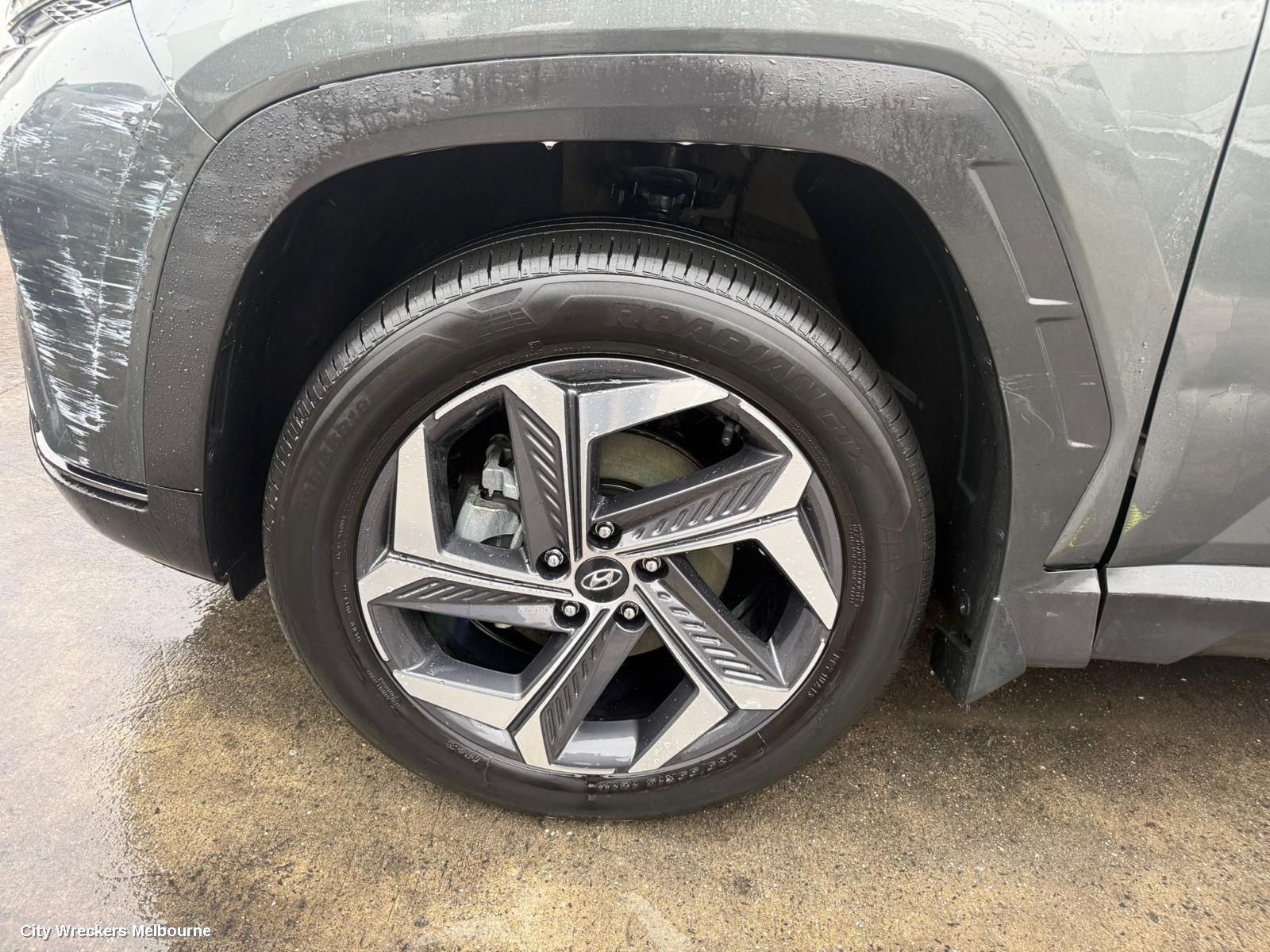 HYUNDAI TUCSON WHEEL MAG, FACTORY, 19X7.5IN, 5 Y SPOKE, NX4, 02/2021 - 01/2024 - Image 1