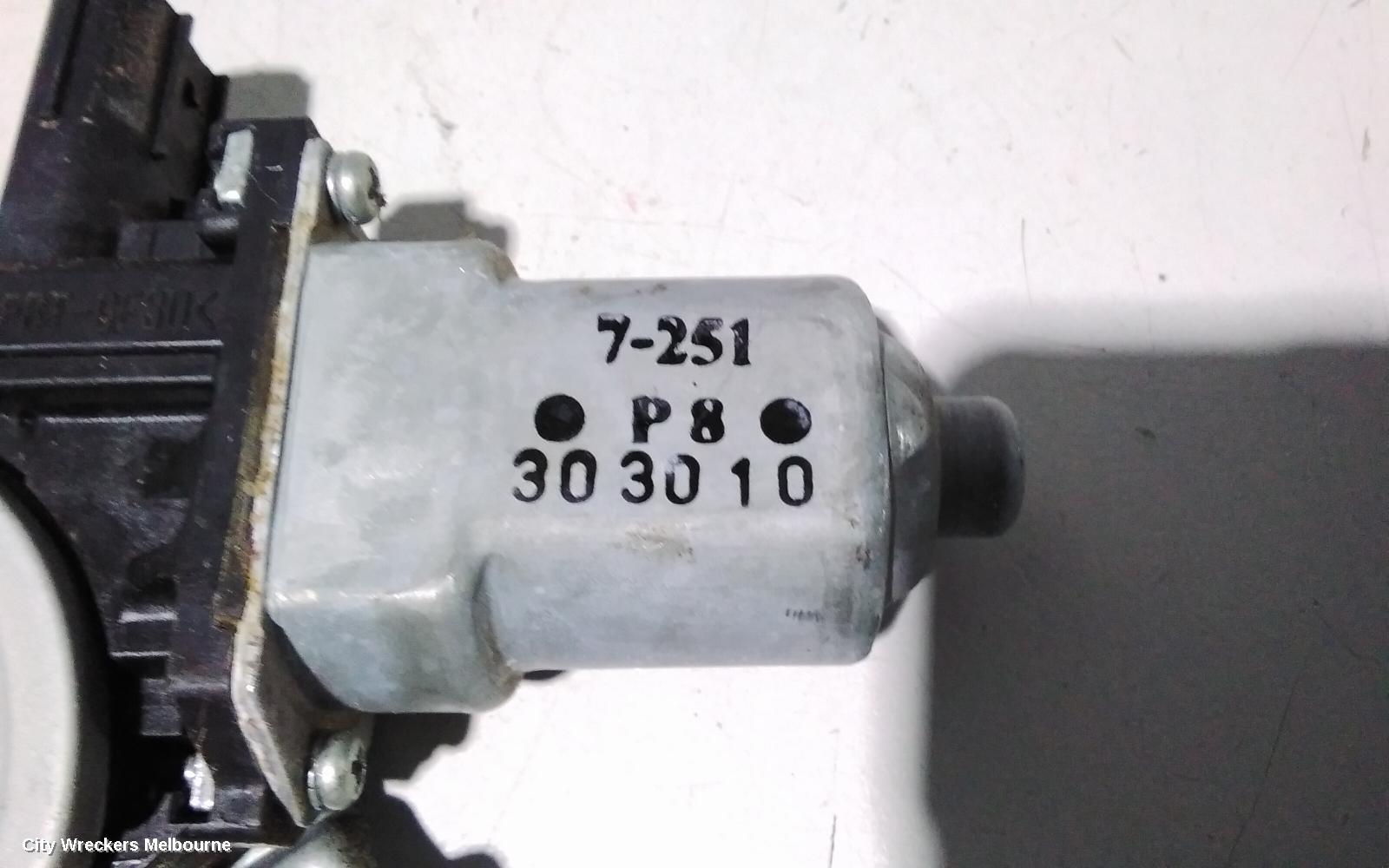 HONDA CRV RIGHT FRONT WINDOW REG/MOTOR, RM, 11/2012 - 04/2017 - Image 3
