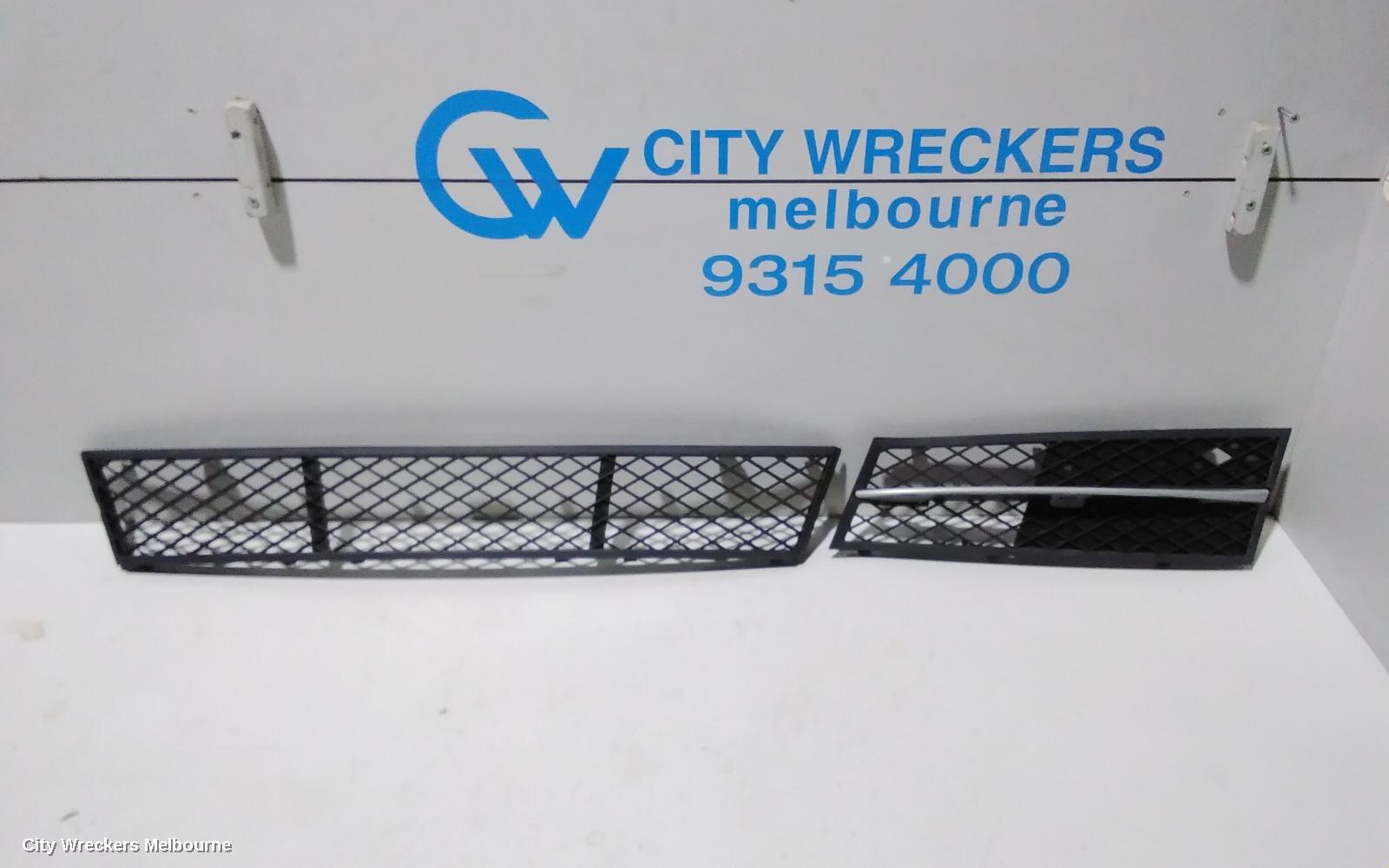 BMW 5 SERIES GRILLE, BUMPER GRILLE (CENTRE), 3-PIECE TYPE, NON DRIVE ASSIST TYPE, F10/F11, SEDAN/WAGON, 05/2010 - 01/2017 - Image 1