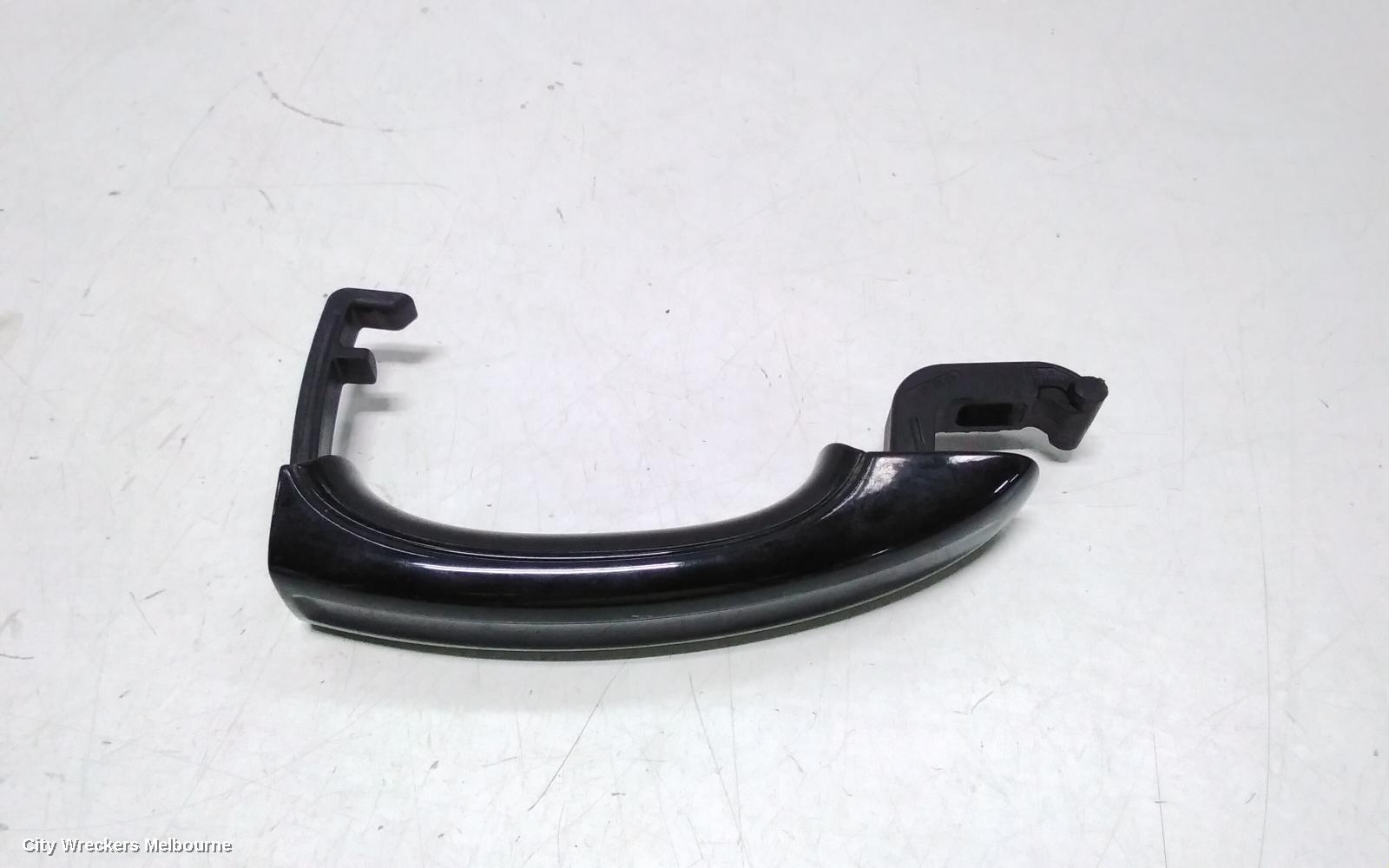 AUDI Q7 DOOR HANDLE, 4L, LH FRONT, OUTER, 09/2006 - 08/2015 - Image 1
