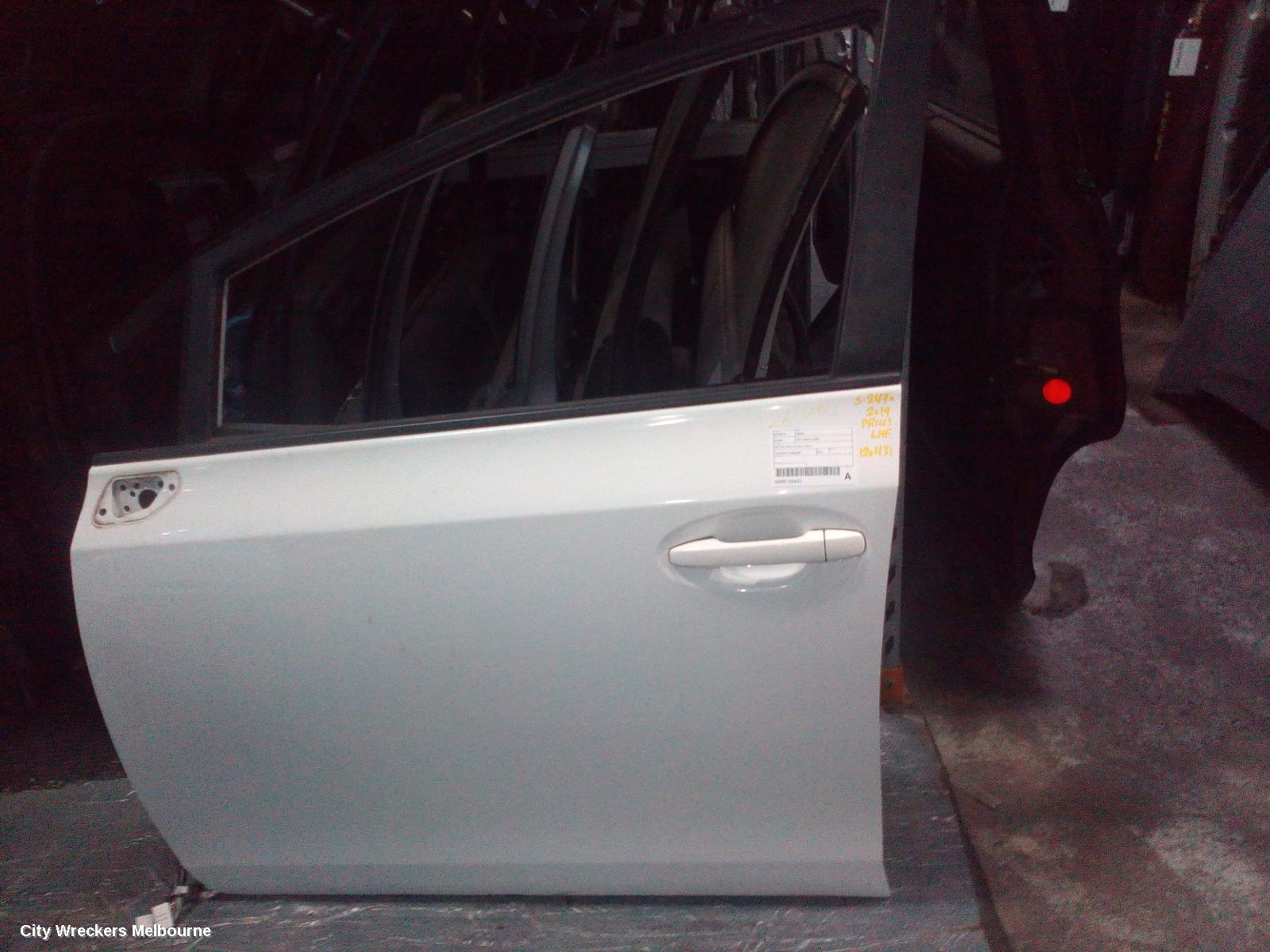 TOYOTA PRIUS LEFT FRONT DOOR, ZVW40R, PRIUS V, 05/2012 - 03/2021 - Image 2