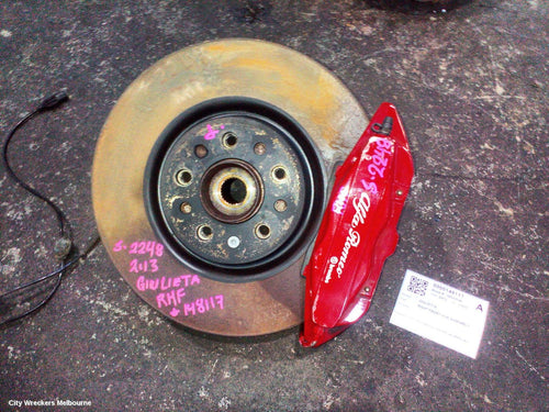 ALFA ROMEO GIULIETTA RIGHT FRONT HUB ASSEMBLY, SUIT SINGLE SPOT CALIPER TYPE, 940 SERIES, 06/2011 ONWARDS - Image 1