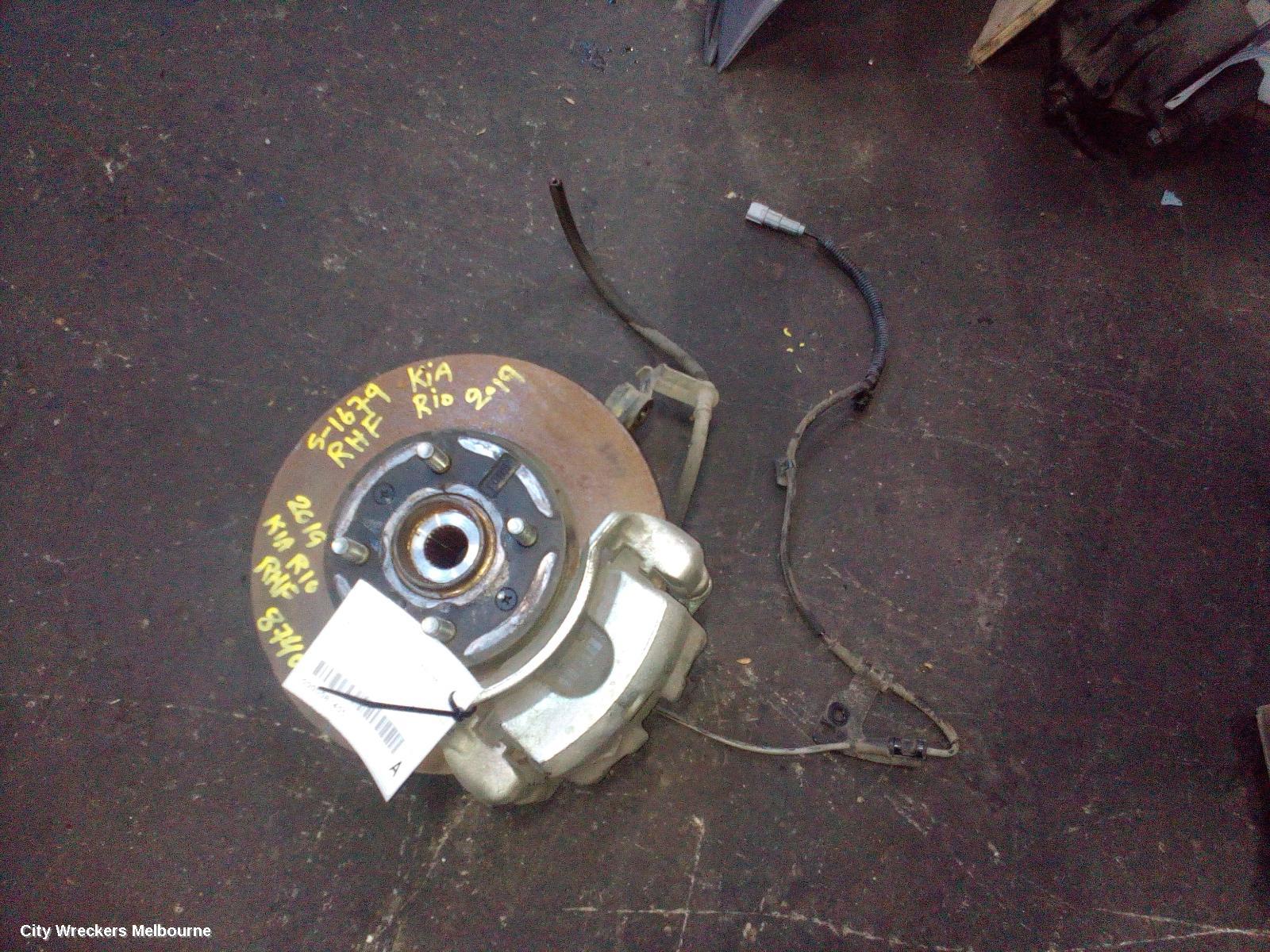 KIA RIO RIGHT FRONT HUB ASSEMBLY, YB, 12/2016 - 06/2023 - Image 1
