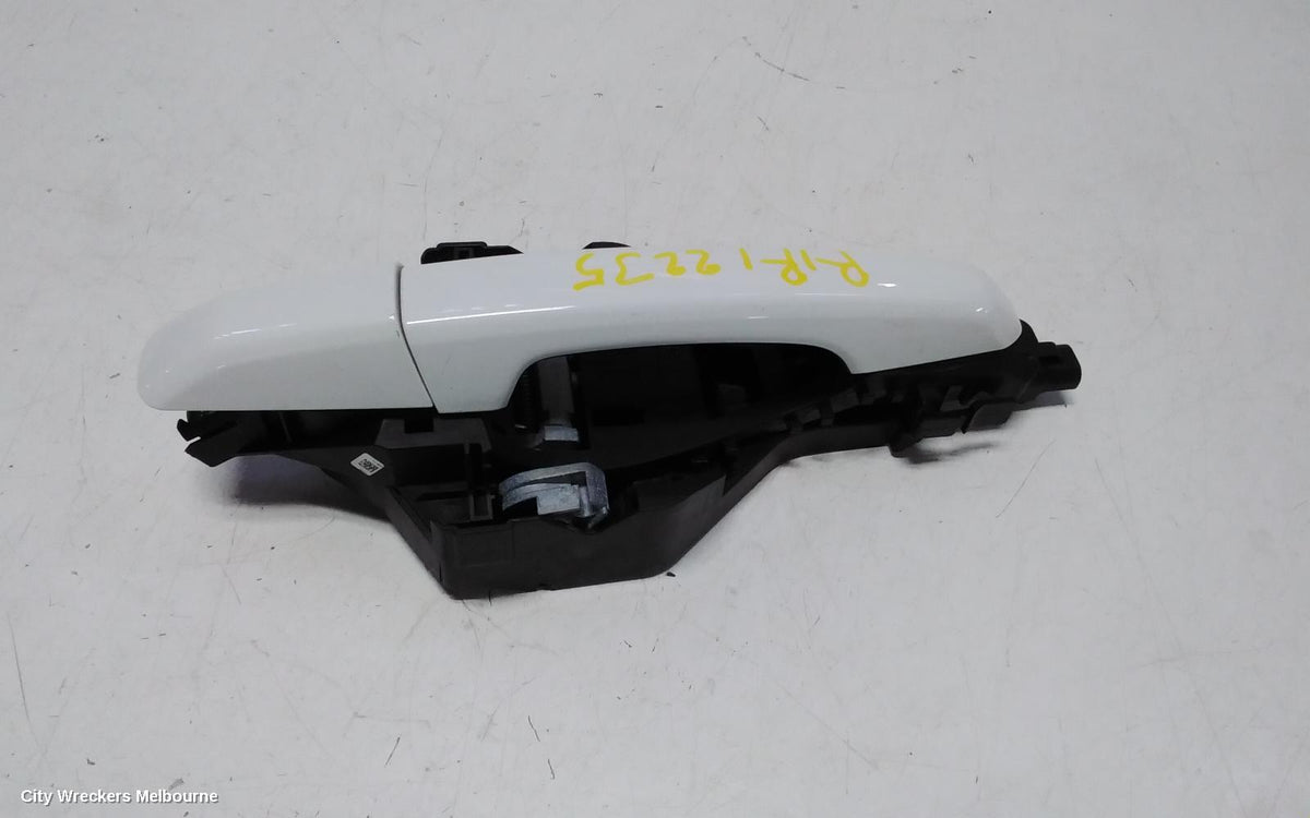 LAND ROVER RANGEROVER SPORT DOOR HANDLE, RH FRONT, OUTER, W/ KEYLESS ENTRY TYPE, COLOUR CODED, L494, 06/2013 - 04/2022 - Image 3