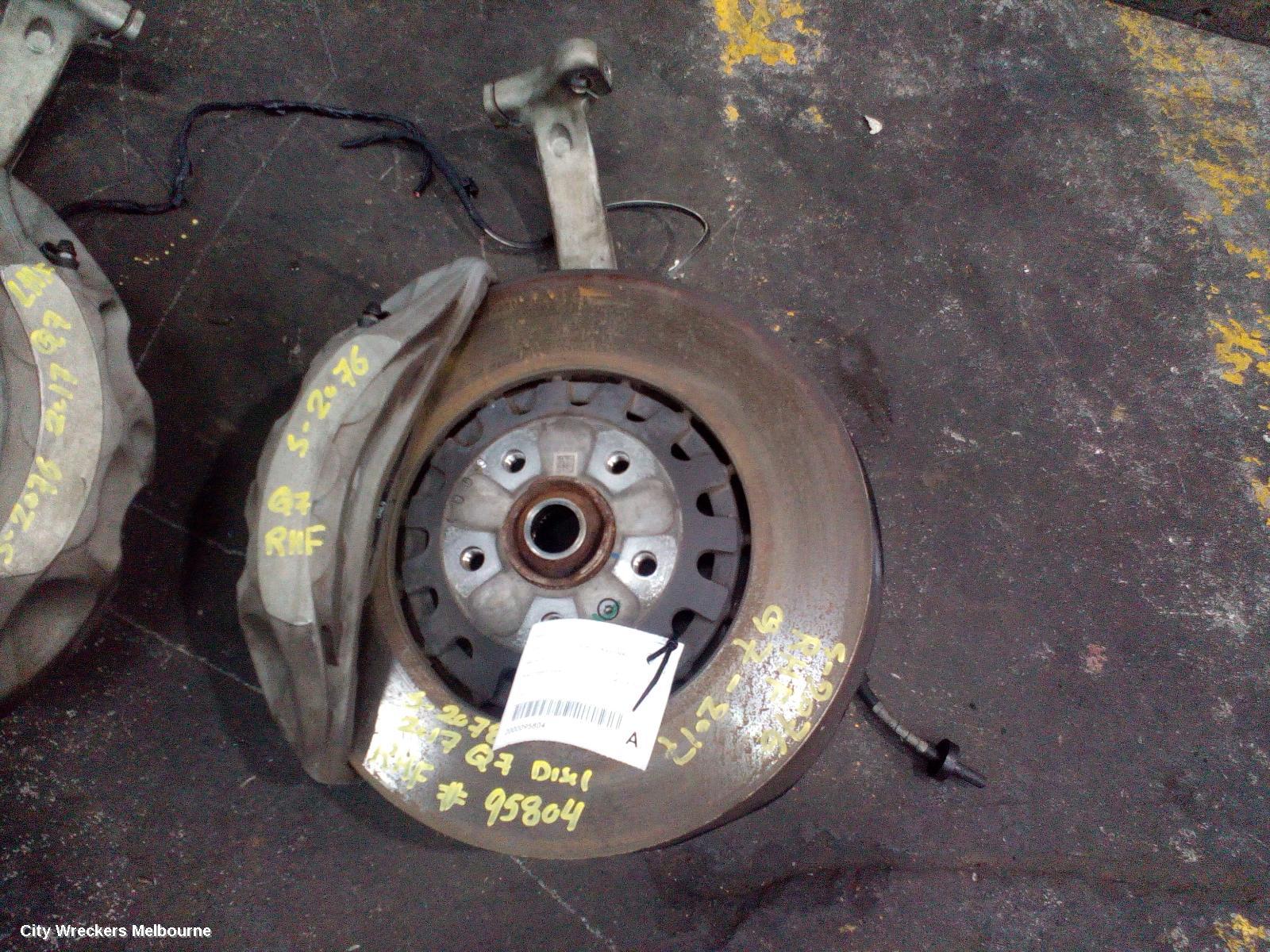 AUDI Q7 RIGHT FRONT HUB ASSEMBLY, 4M, 07/2015 ONWARDS - Image 1