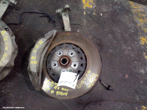 AUDI Q7 RIGHT FRONT HUB ASSEMBLY, 4M, 07/2015 ONWARDS - Image 1