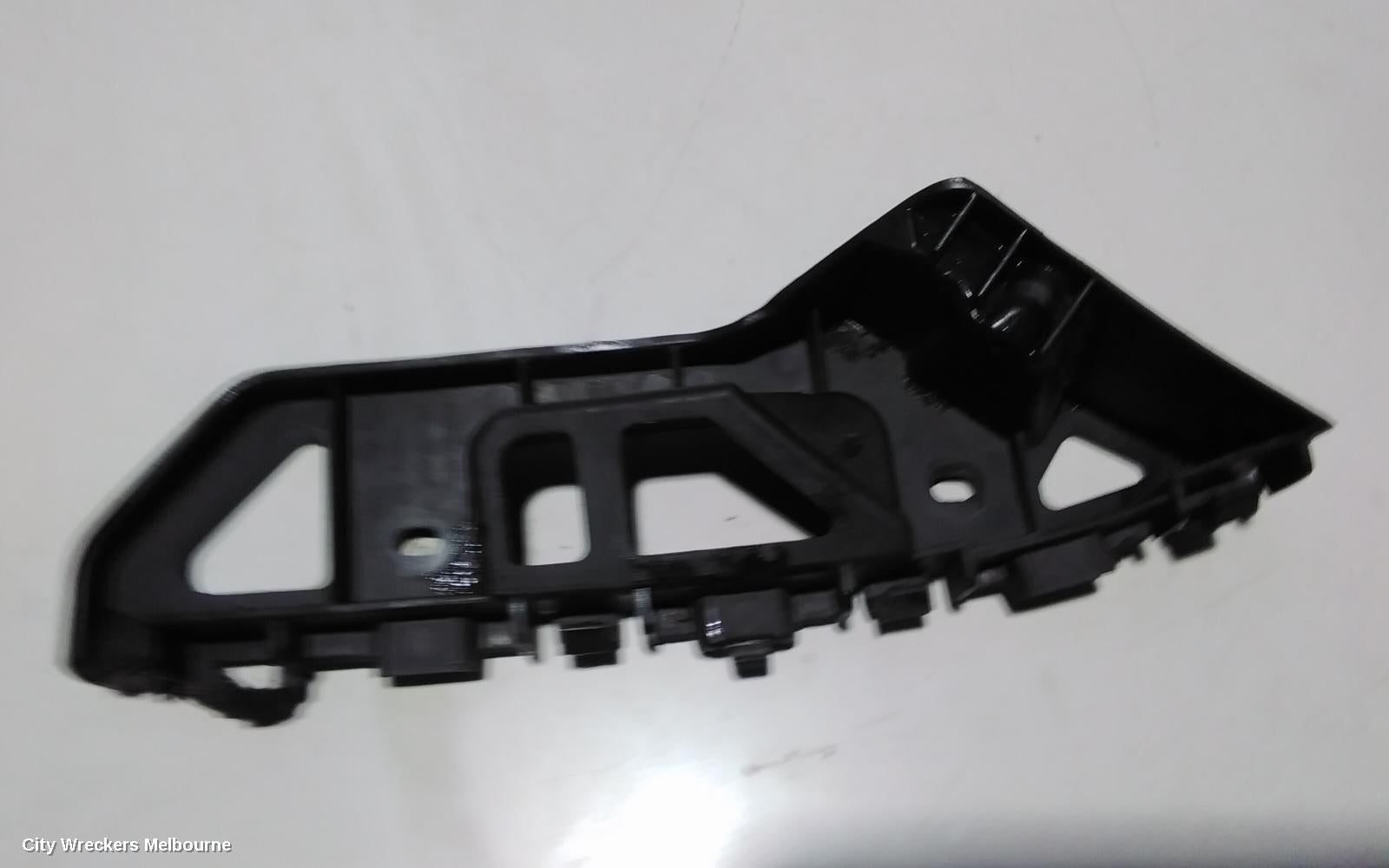 VOLKSWAGEN CADDY, 2K MY11 12/2010 - 11/2015, RHF BAR RETAINER / BRACKET: 91302 - Image 2
