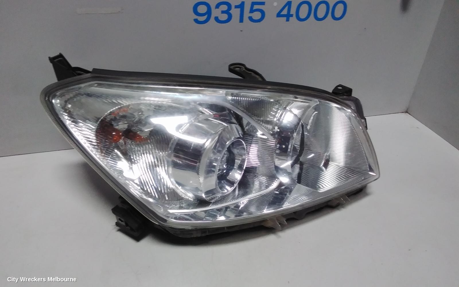 TOYOTA RAV4 RIGHT HEADLAMP, ACA33, 08/2008 - 11/2012 - Image 3