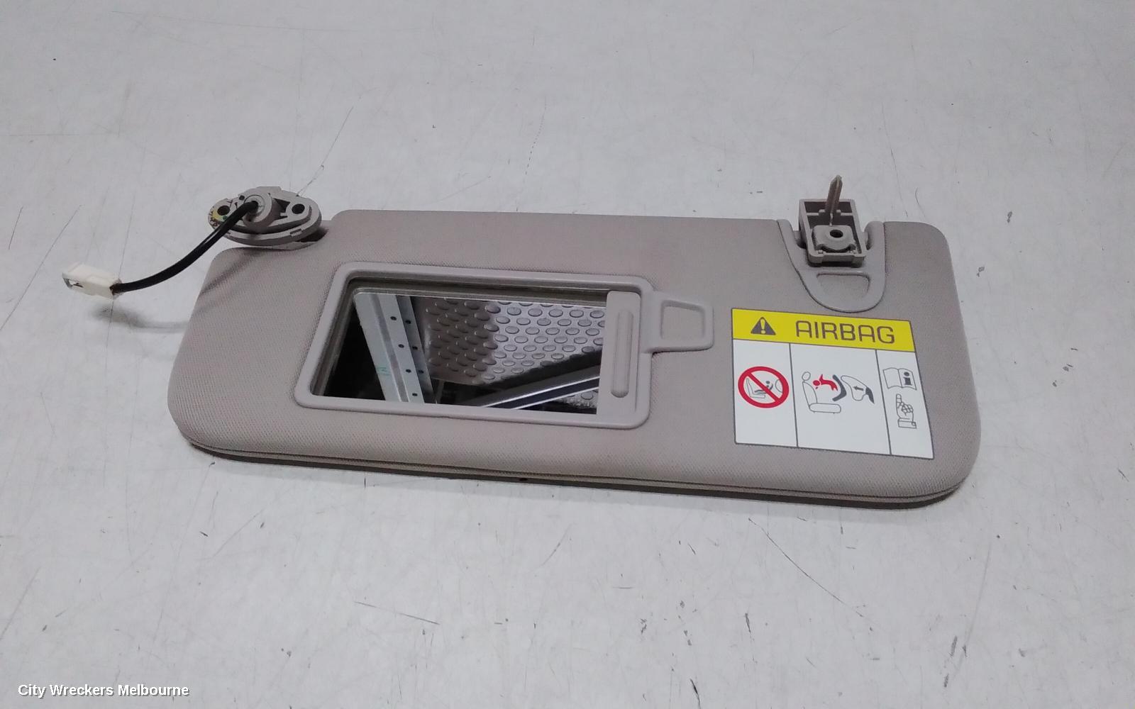 MAHINDRA XUV700 SUNVISOR, W601, 01/2023 ONWARDS - Image 2