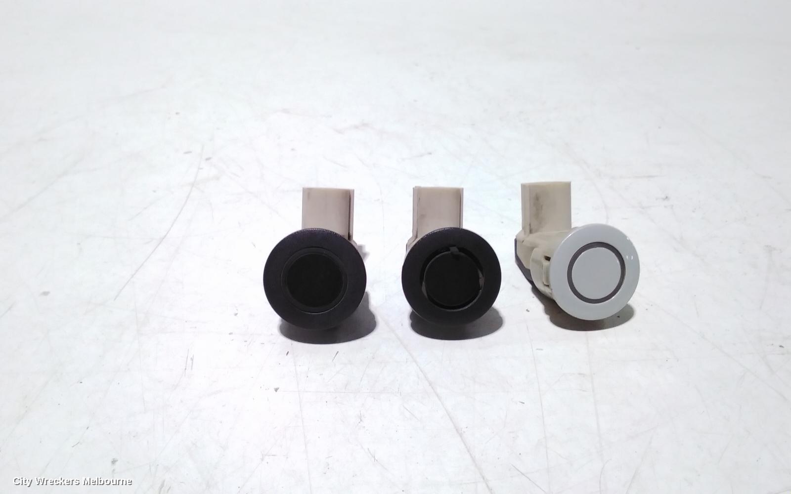 MAZDA CX3, DK, 03/2015 ONWARDS, REAR BAR CRASH SENSOR  3 PICES: 94103 - Image 2