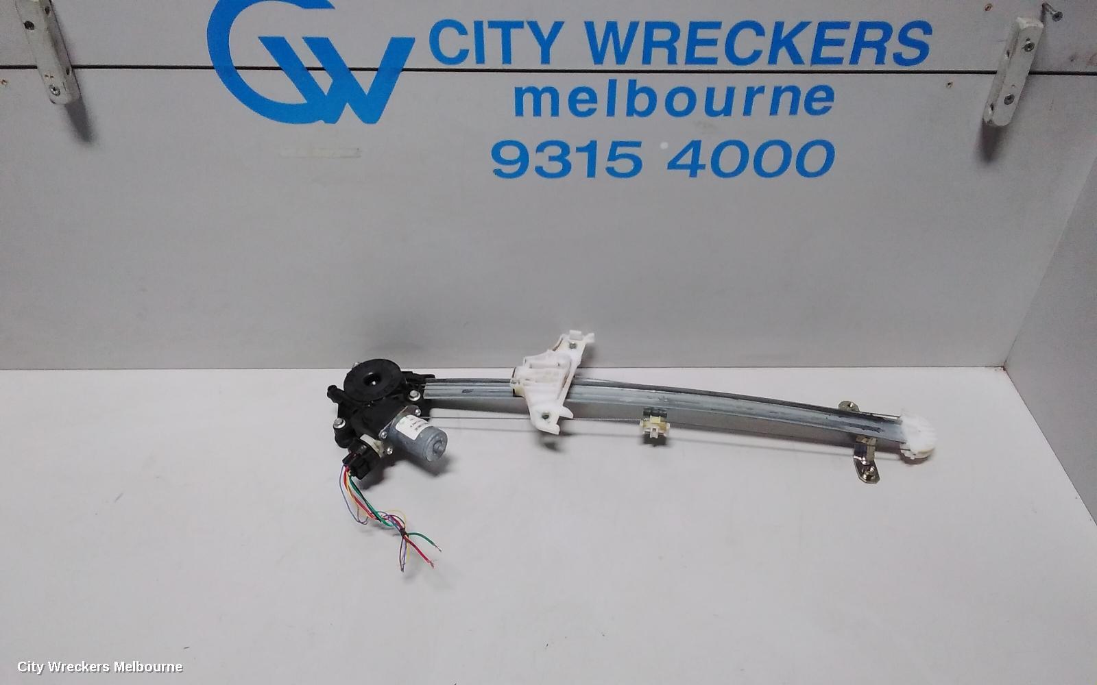 SUZUKI BALENO RIGHT FRONT WINDOW REG/MOTOR, EW, 04/2016 - 12/2022 - Image 1