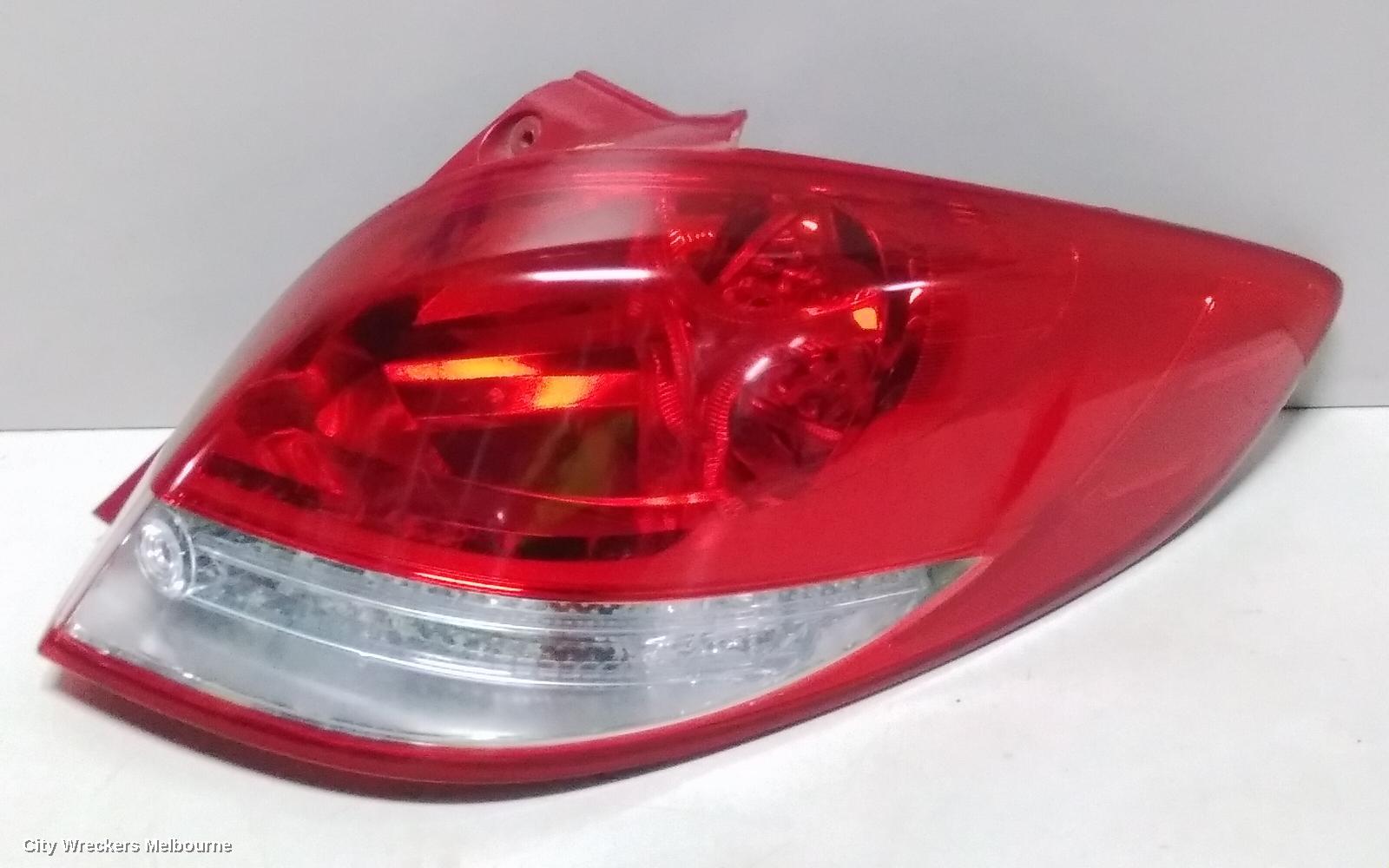 HYUNDAI VELOSTER RIGHT TAILLIGHT, IN BODY, FS, NON LED TYPE, 12/2014 - 02/2018 - Image 3