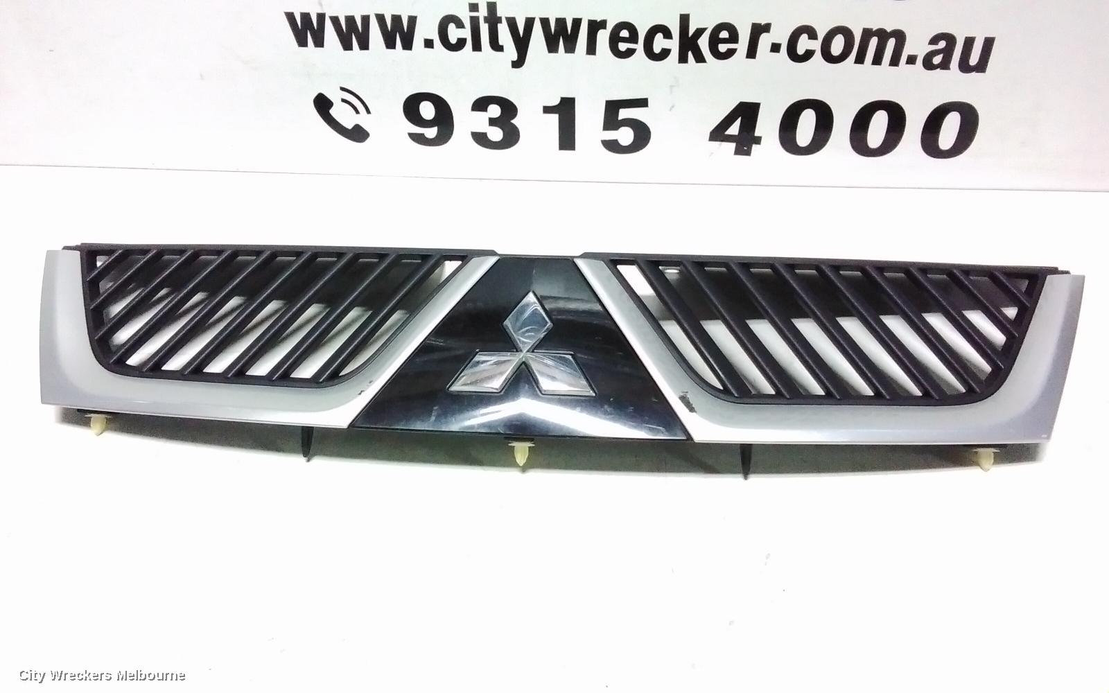 MITSUBISHI OUTLANDER GRILLE, RADIATOR GRILLE, ZG, FIN TYPE, 11/2006 - 09/2009 - Image 2