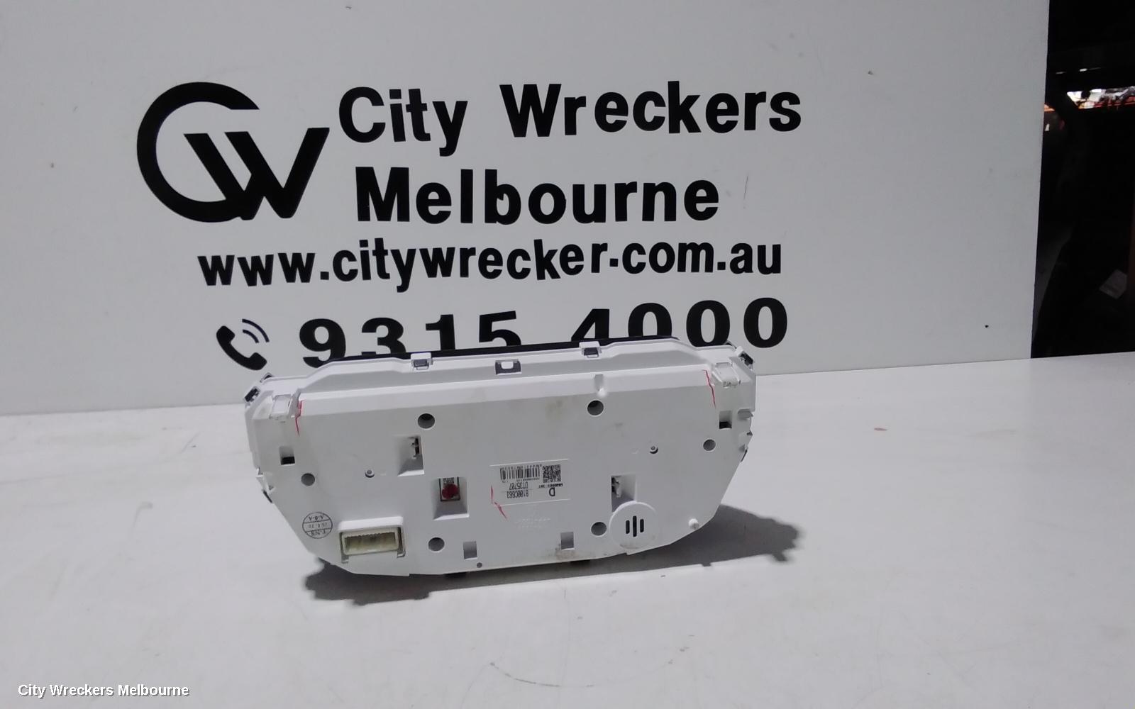 MITSUBISHI TRITON INSTRUMENT CLUSTER, MR, DIESEL, 4WD, AUTO/MANUAL, 2.7IN DISPLAY TYPE, 11/2018 - 10/2023 - Image 3