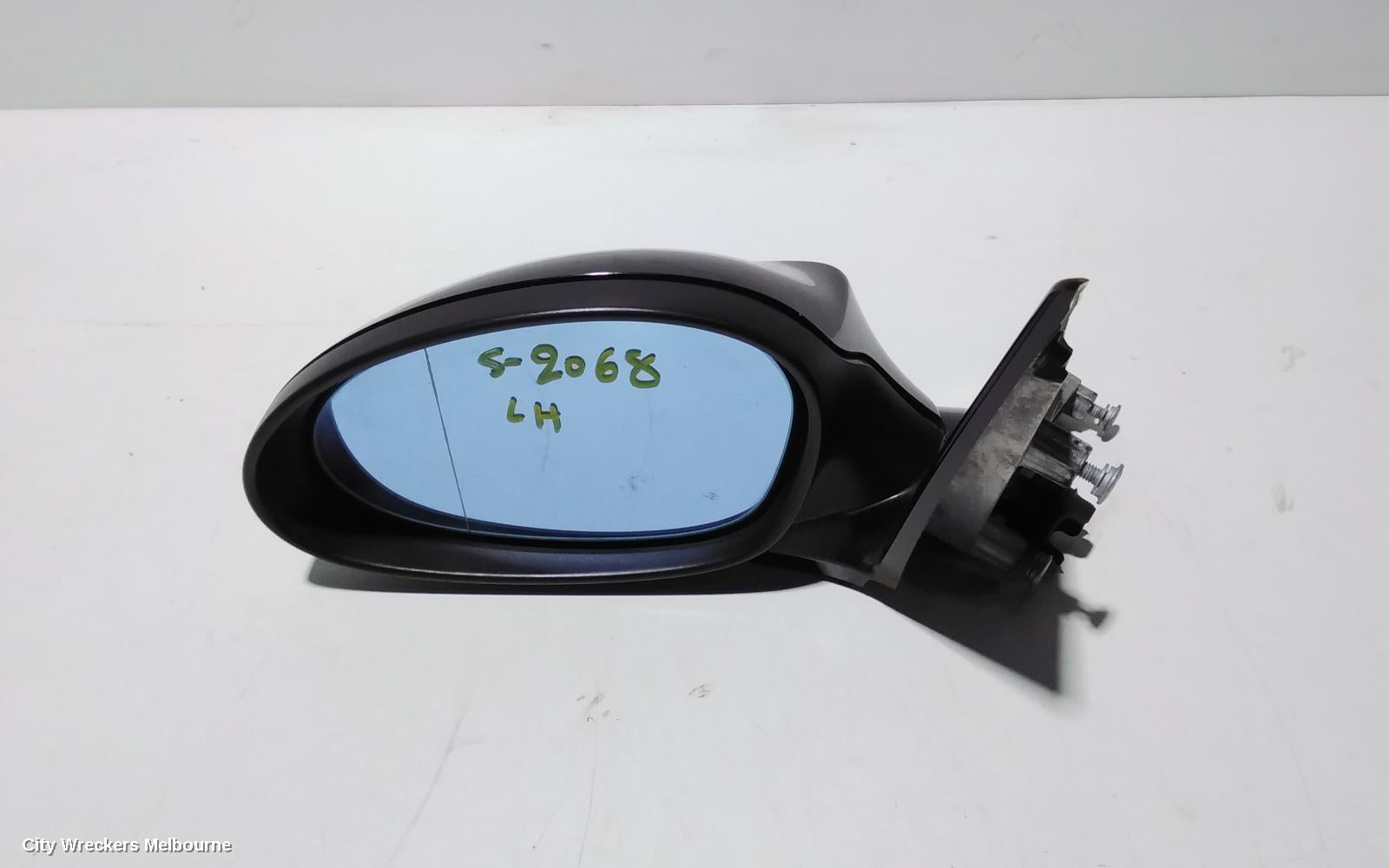 BMW 1 SERIES LEFT DOOR MIRROR, E87, HATCH, M SPORT, NON SEAT ADJ. & NON MEMORY TYPE (5 PIN), 10/2004 - 07/2008 - Image 1