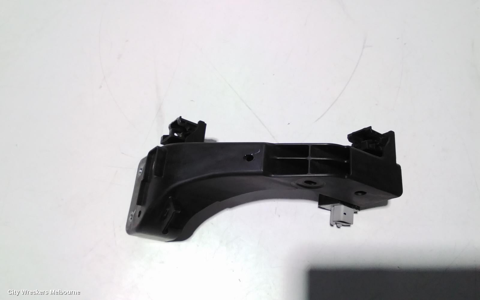 HYUNDAI VELOSTER, JS, 09/2019 - 07/2021, HEADLIGHT BRAKET LEFT FRONT : 93332 - Image 2