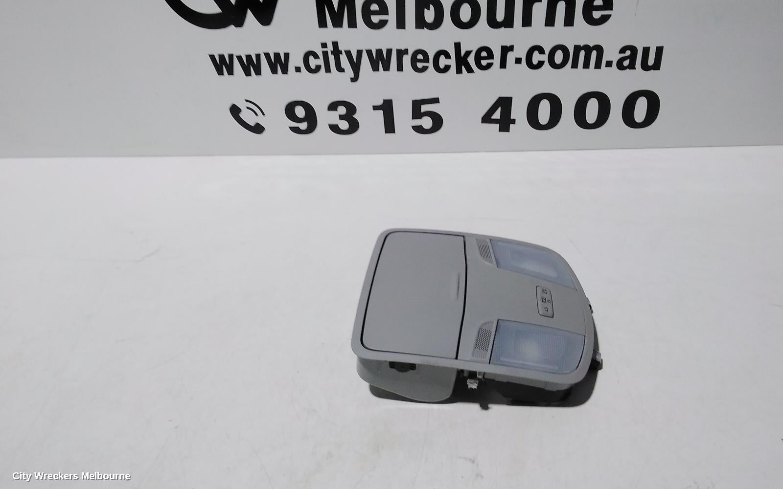 HYUNDAI KONA COURTESY LIGHT, FRONT, NON SUNROOF CONTROLS, W/ SUNGLASS HOLDER TYPE, OS, BEIGE, 09/2017 ONWARDS - Image 3