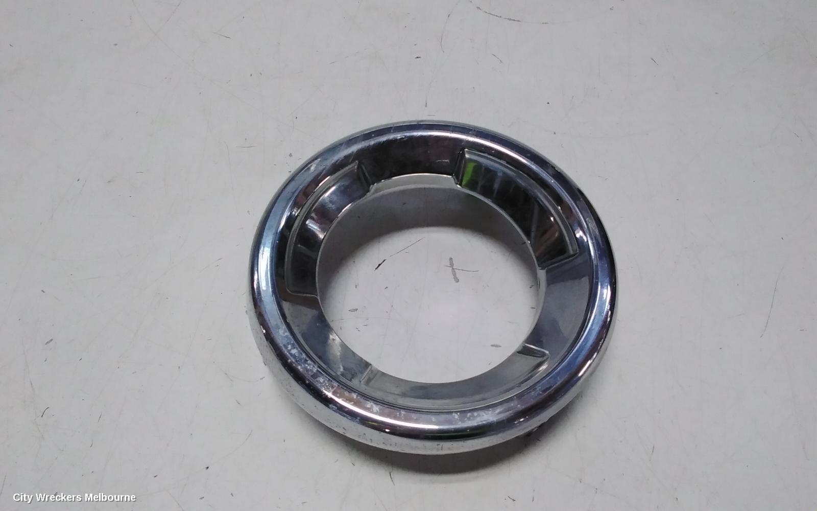SUBARU OUTBACK LEFT INDICATOR/FOG/SIDE, BUMPER FOGLAMP, 6TH GEN, SINGLE BULB TYPE, 08/2014 - 12/2020 - Image 1