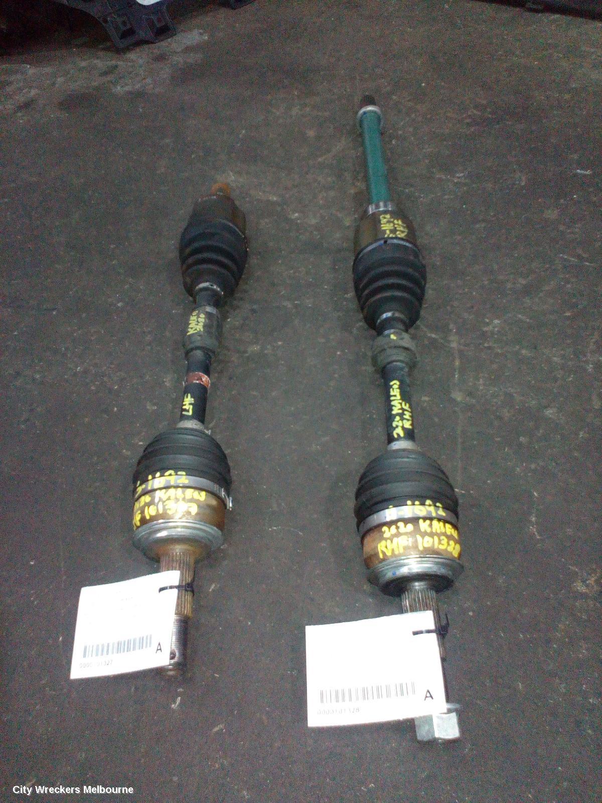 RENAULT KALEOS LEFT DRIVESHAFT, FRONT, AUTO, FWD, PETROL, XZG, 05/2016 ONWARDS - Image 2