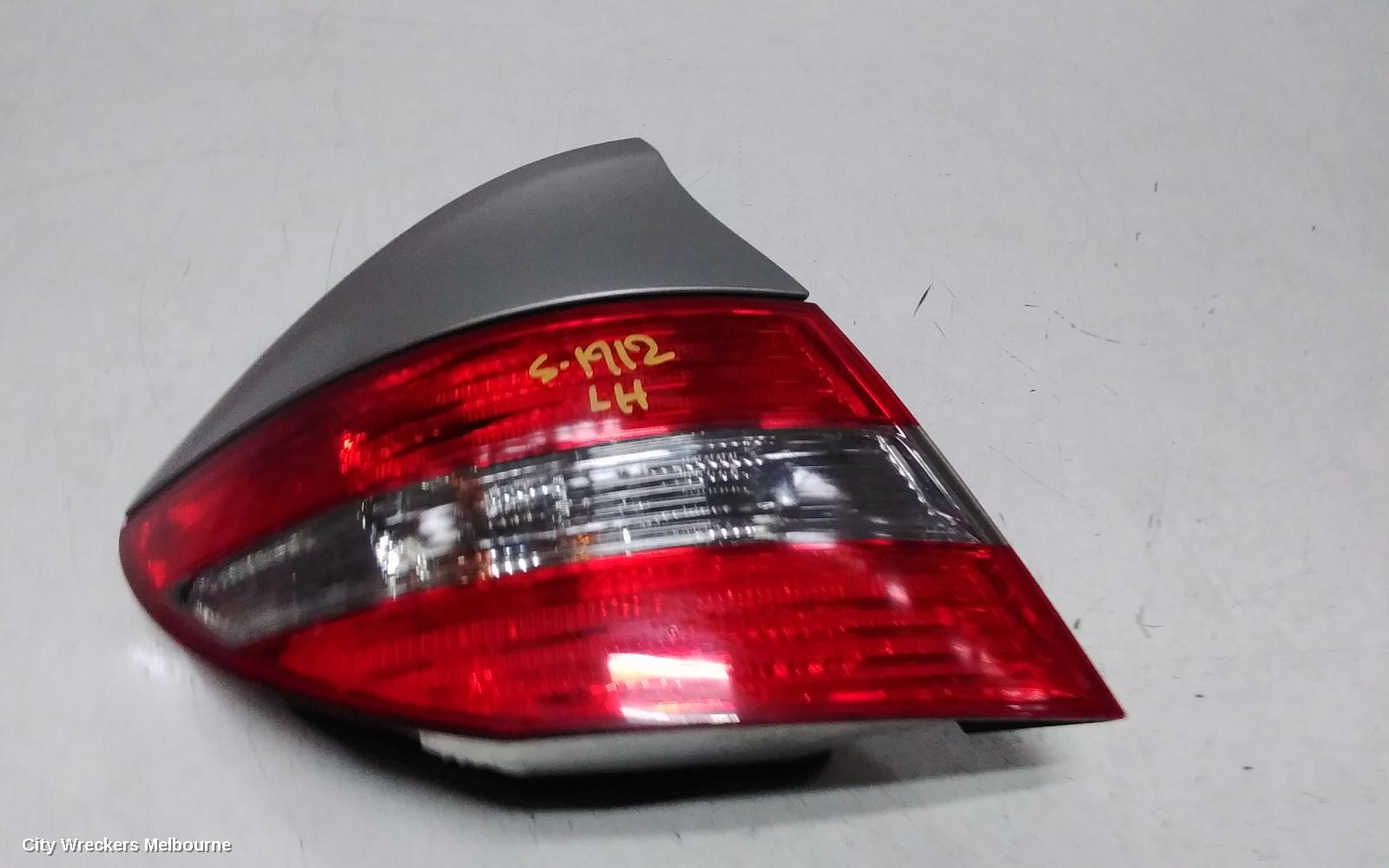MERCEDES CLC CLASS LEFT TAILLIGHT, CL203, 08/2008 - 03/2011 - Image 2
