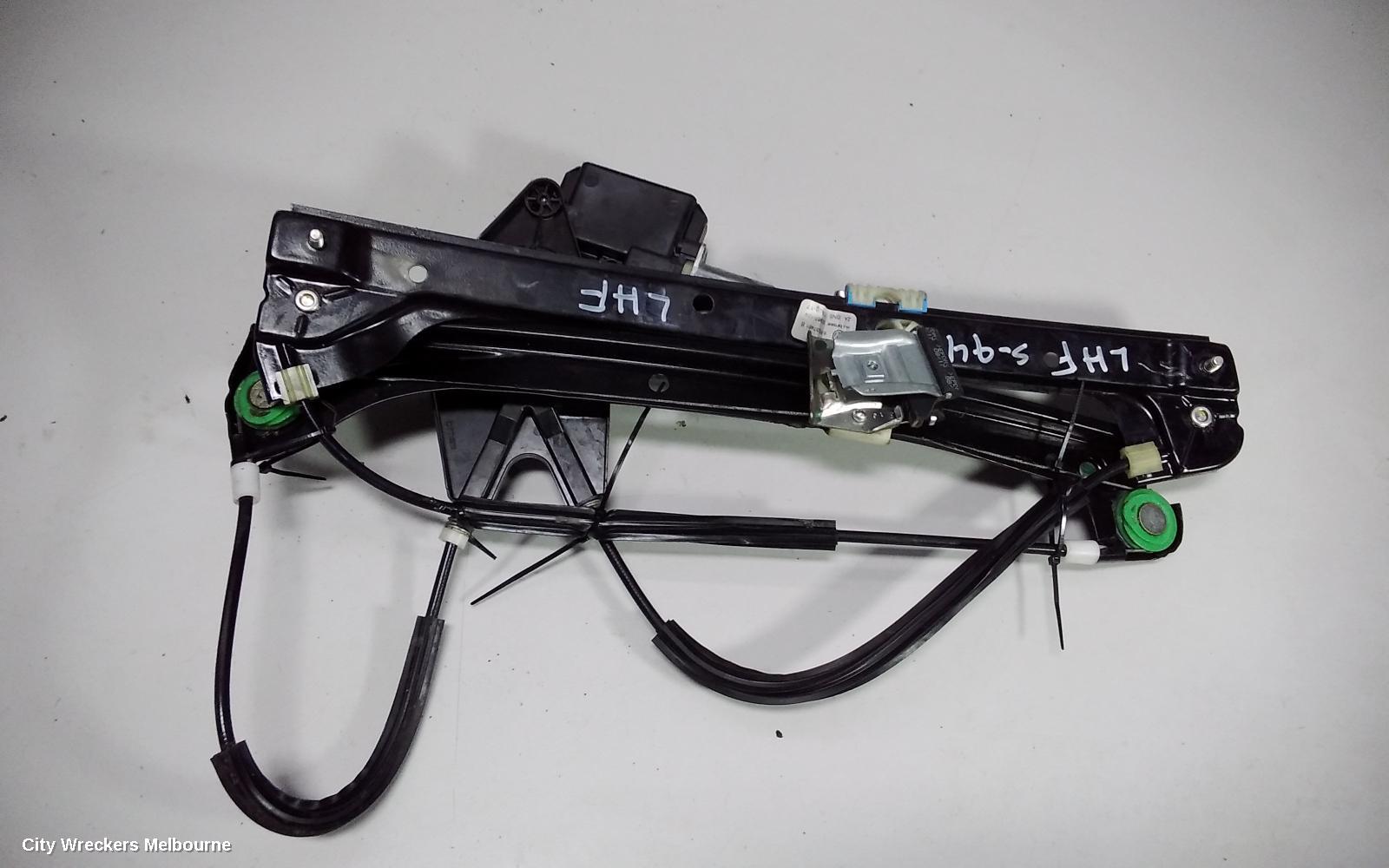 VOLKSWAGEN POLO LEFT FRONT WINDOW REG/MOTOR, 6R, POWER, 5DR HATCH, 05/2014 - 09/2017 - Image 2