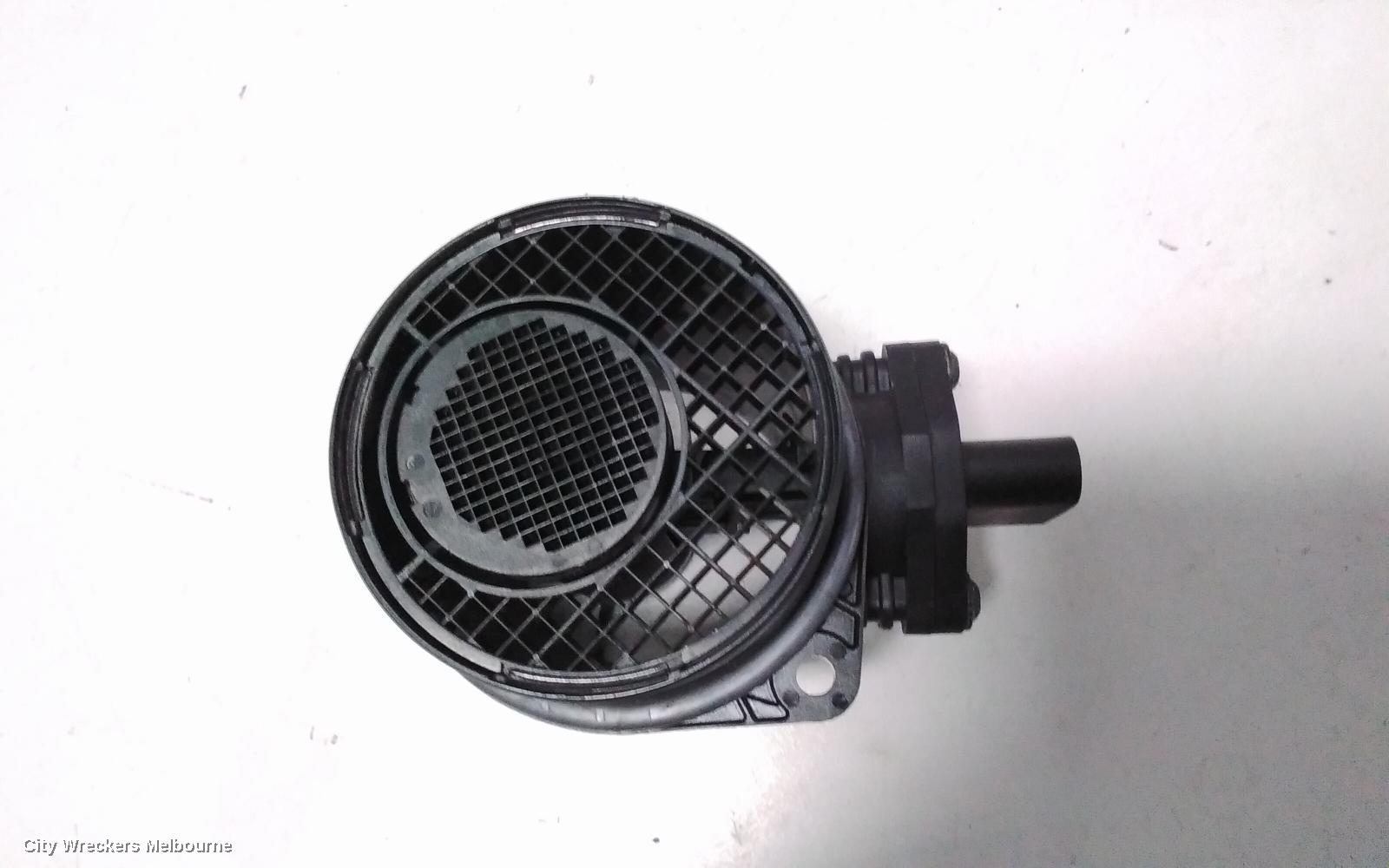 SKODA OCTAVIA AIR FLOW METER, 2.0, DIESEL, BKD/BMM CODE, 1Z, 01/2004 - 10/2013 - Image 2