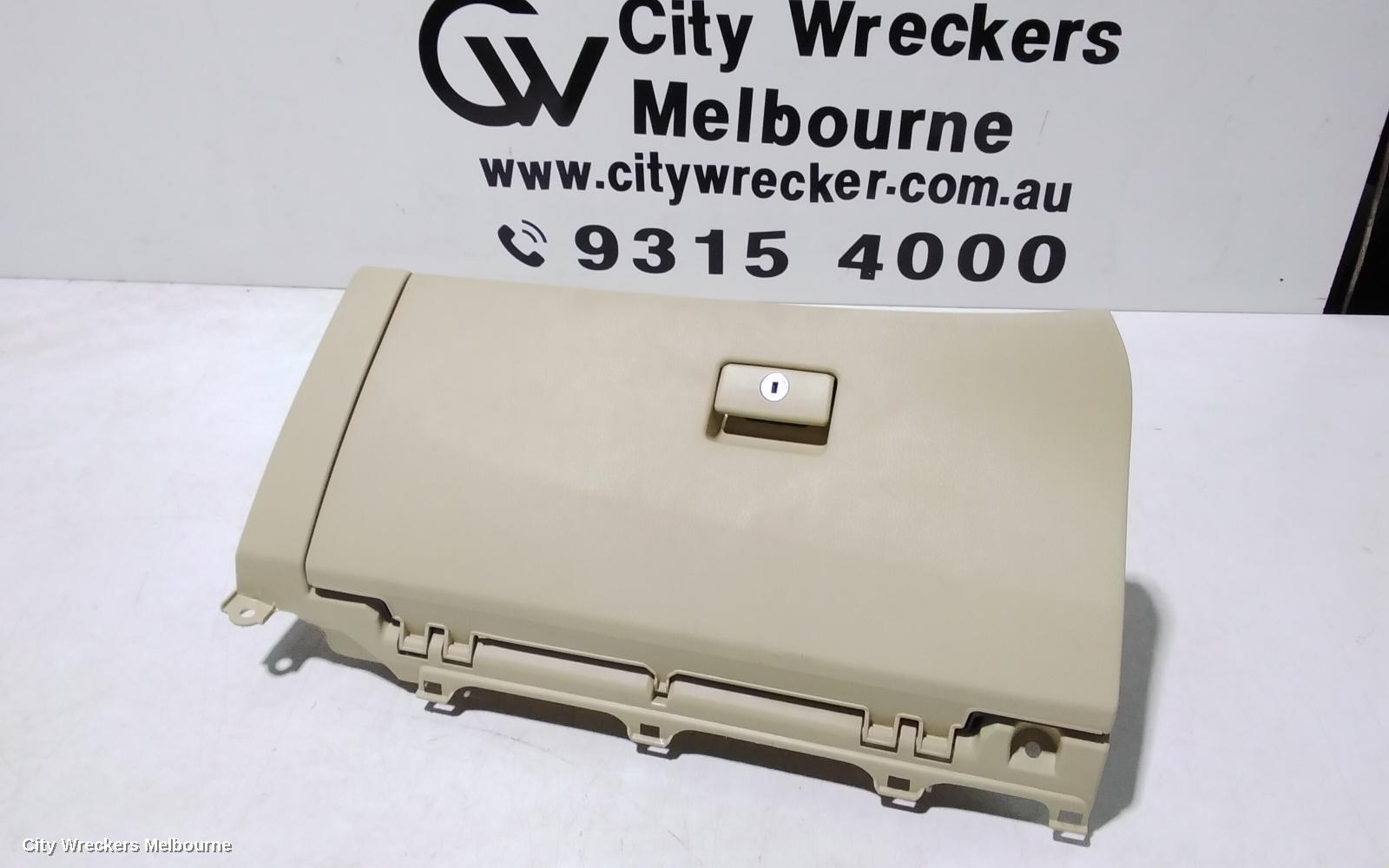 TOYOTA KLUGER GLOVE BOX, XU50 SERIES, 03/2014 - 02/2021 - Image 2