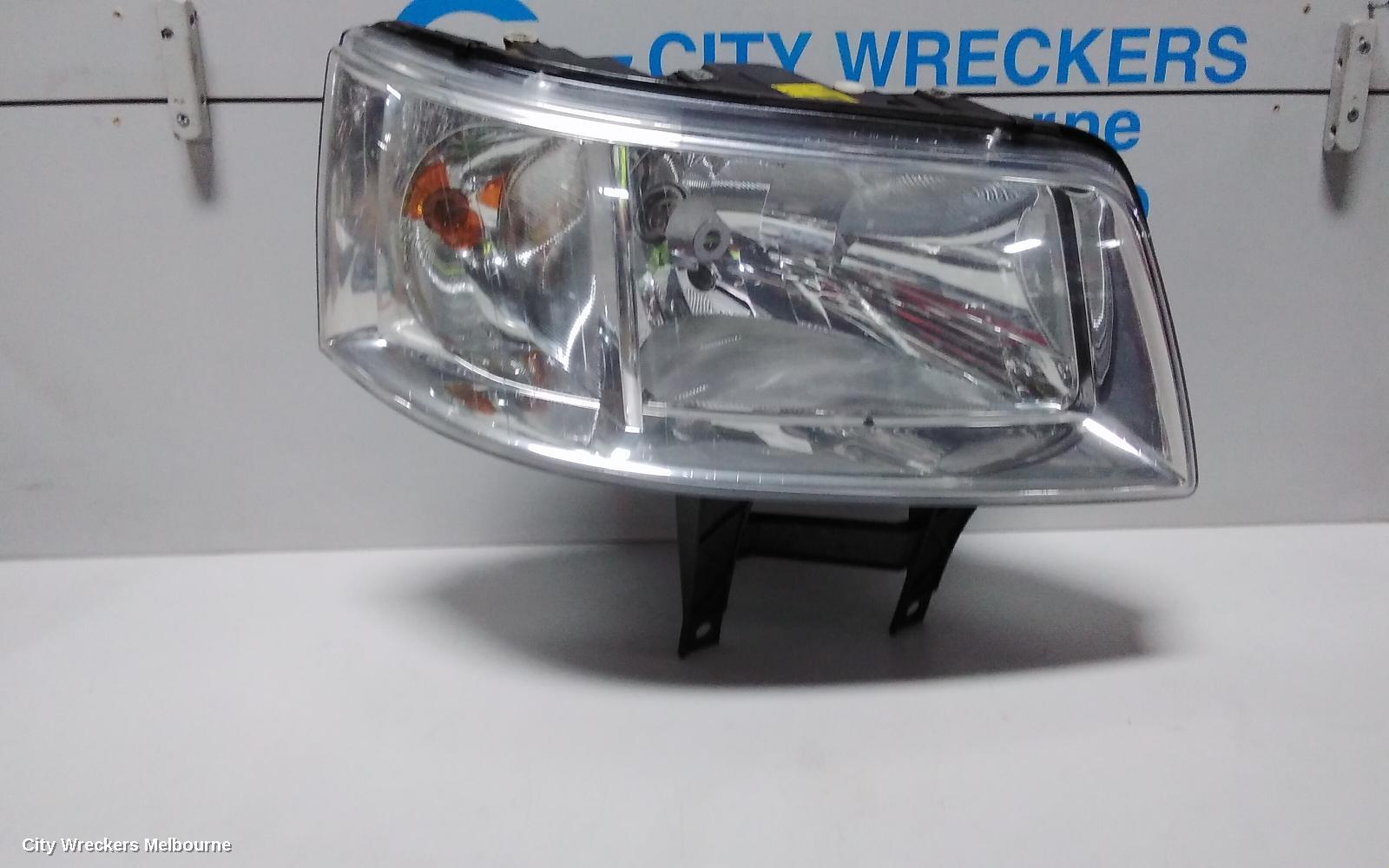 VOLKSWAGEN TRANSPORTER RIGHT HEADLAMP, T5, TRANSPORTER/KOMBI, 08/2004 - 10/2010 - Image 2